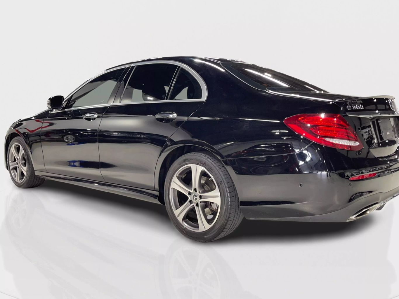 2018 MERCEDES-BENZ E-CLASS SEDAN 4-CYL, TURBO, 2.0 LITER E 300 4MATIC SEDAN 4D