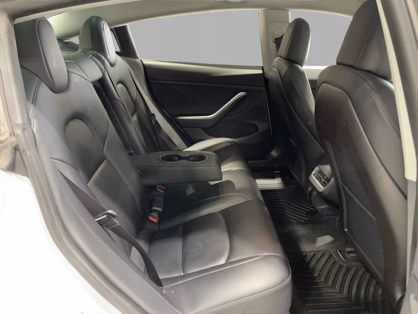 2021 TESLA MODEL 3 SEDAN AC ELECTRIC MOTOR STANDARD RANGE PLUS SEDAN 4D