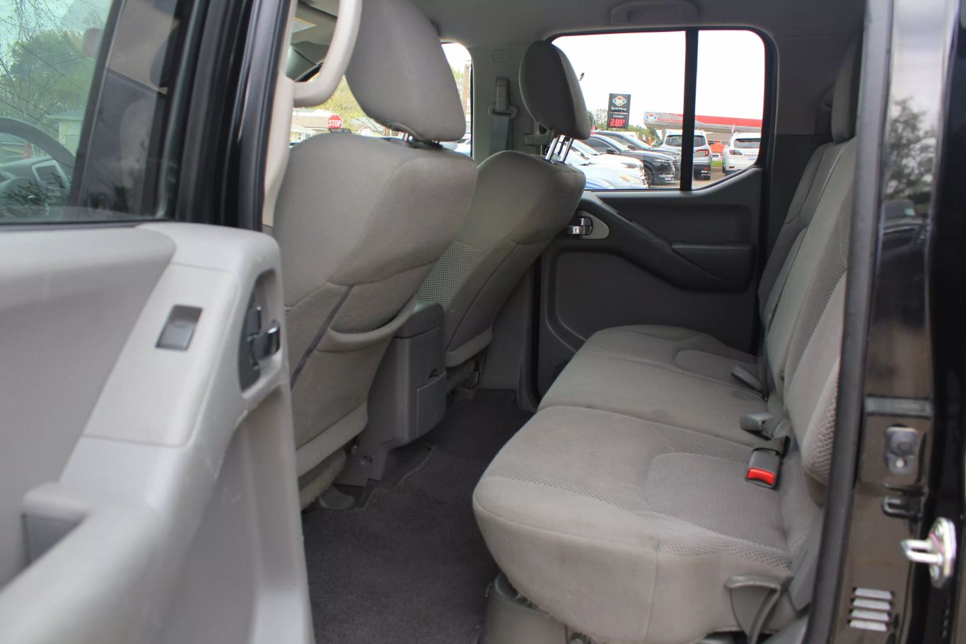 2021 Nissan Frontier Crew Cab Sv Pickup 4d 5 Ft - Image 23