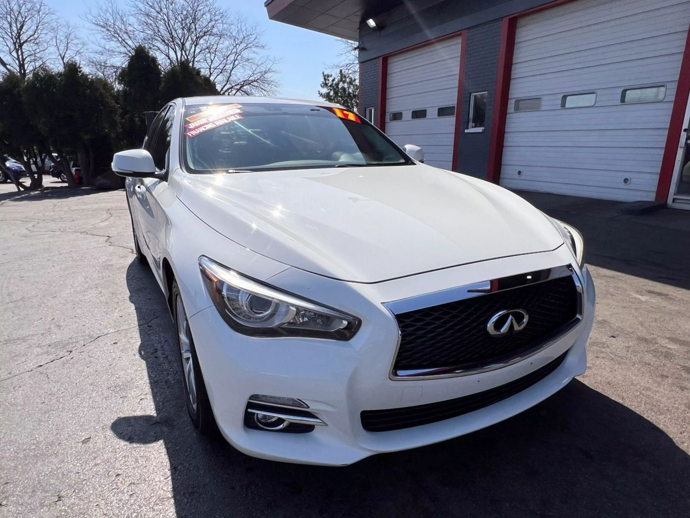 2017 Infiniti Q50 - Image 3