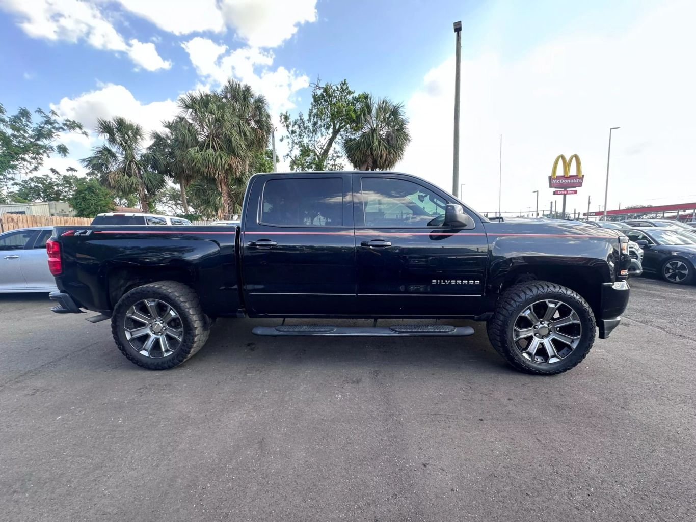 2018 CHEVROLET SILVERADO 1500 CREW CAB PICKUP V8, ECOTEC3, 5.3 LITER Z71 LT PICKUP 4D 5 3/4 FT - Tampa Motor Cars