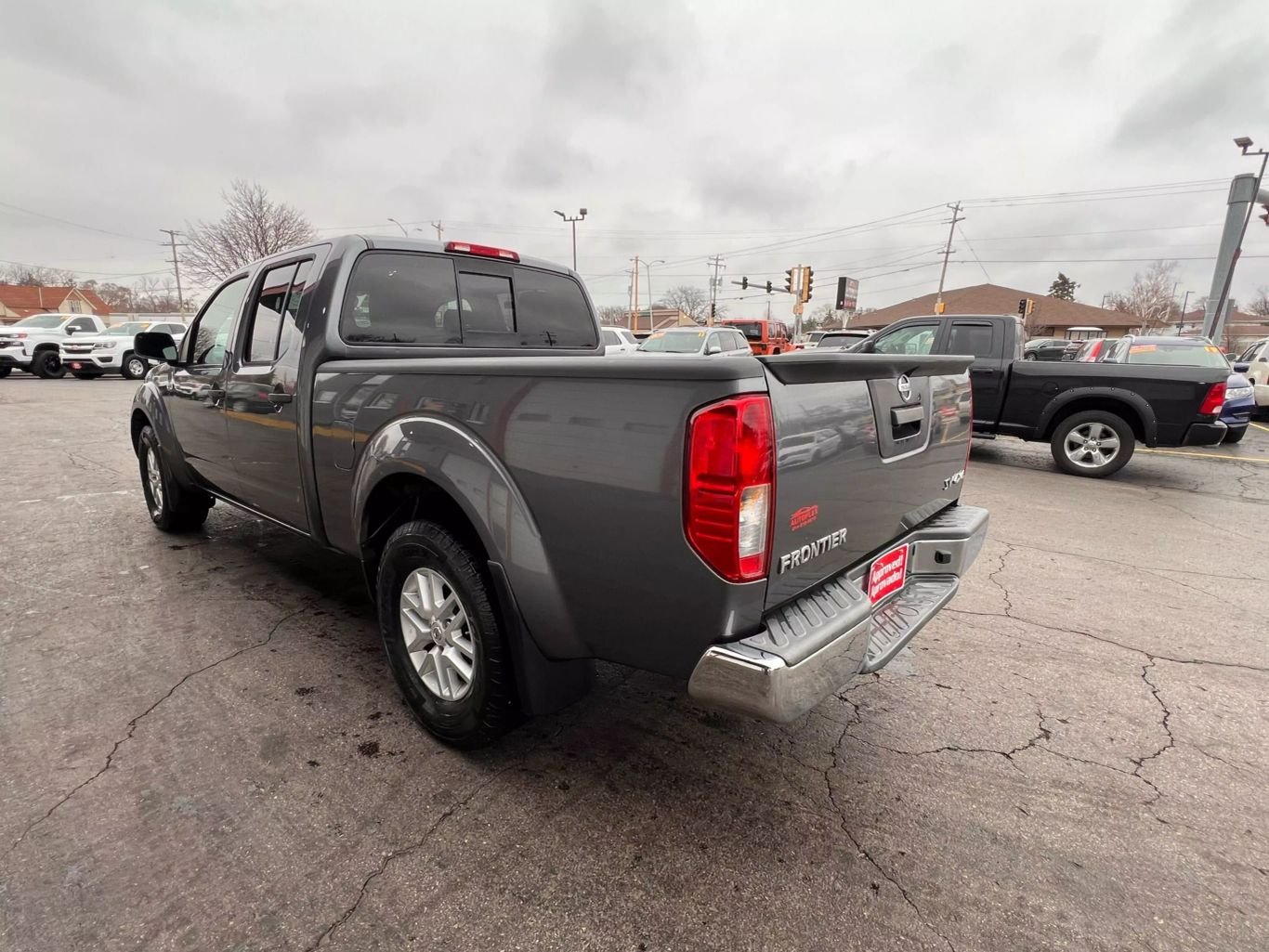 2018 Nissan Frontier Crew Cab - Image 10