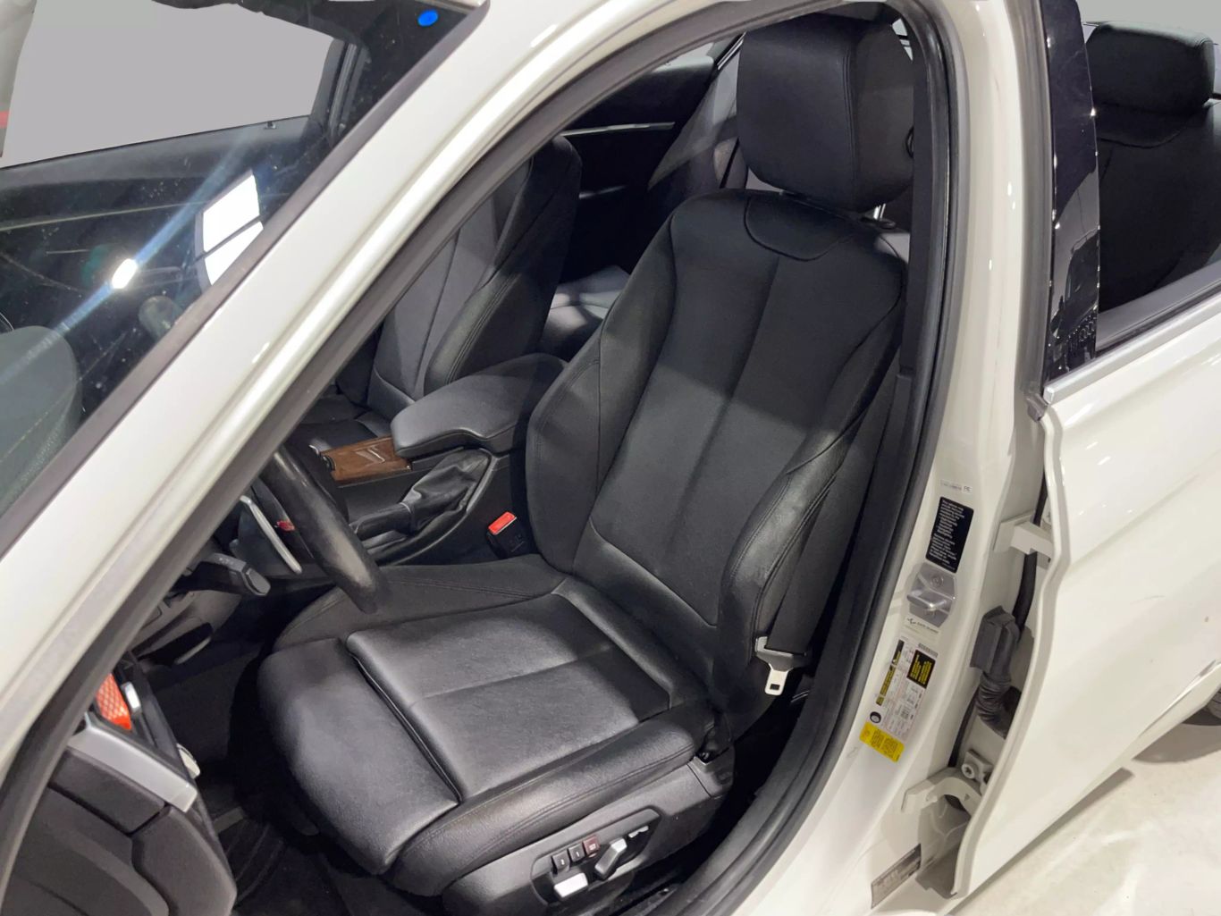 2017 BMW 3 SERIES SEDAN 4-CYL, SULEV, TURBO, 2.0L 330I SEDAN 4D