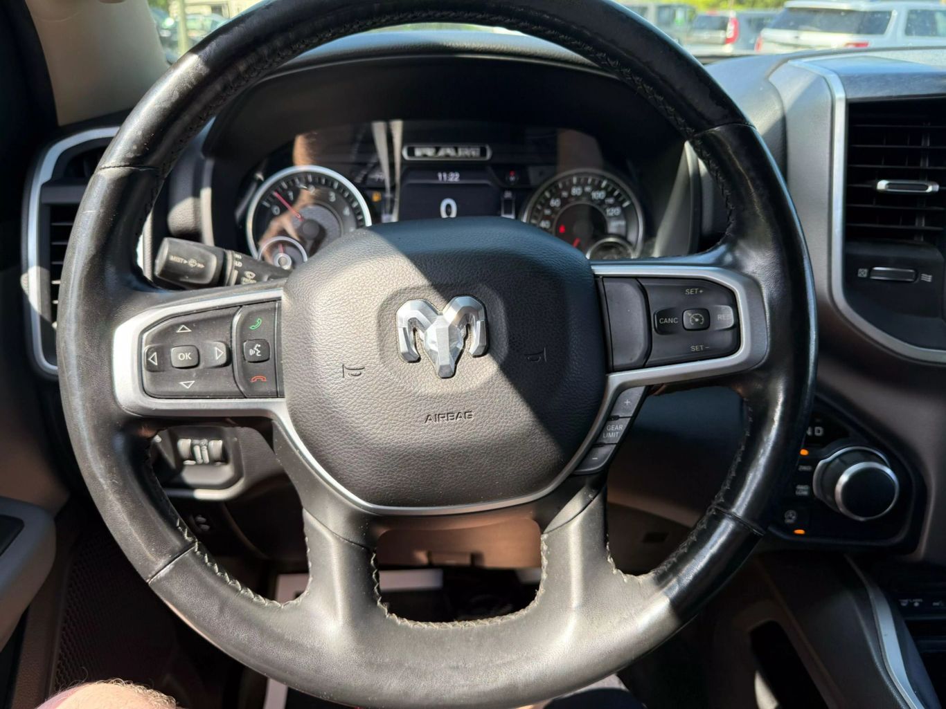 2019 RAM 1500 CREW CAB PICKUP V8, HEMI, ETORQUE, 5.7 LITER BIG HORN PICKUP 4D 6 1/3 FT