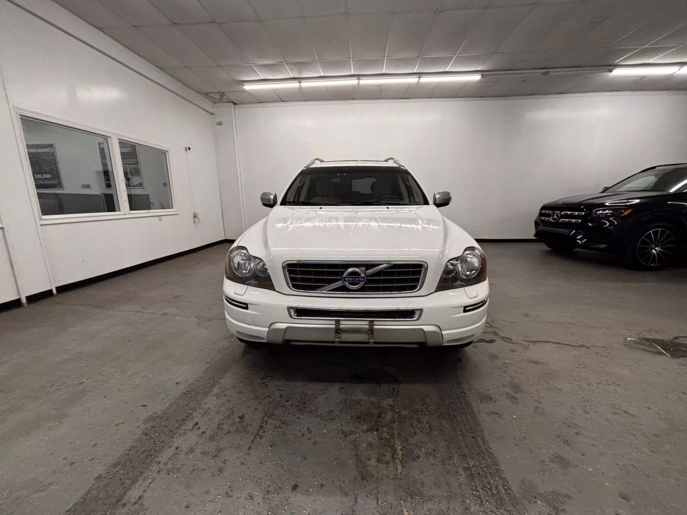 Buy Used 2013 VOLVO XC90 SUV 6-CYL, 3.2 LITER 3.2 PLATINUM SPORT UTILITY 4D Near Me