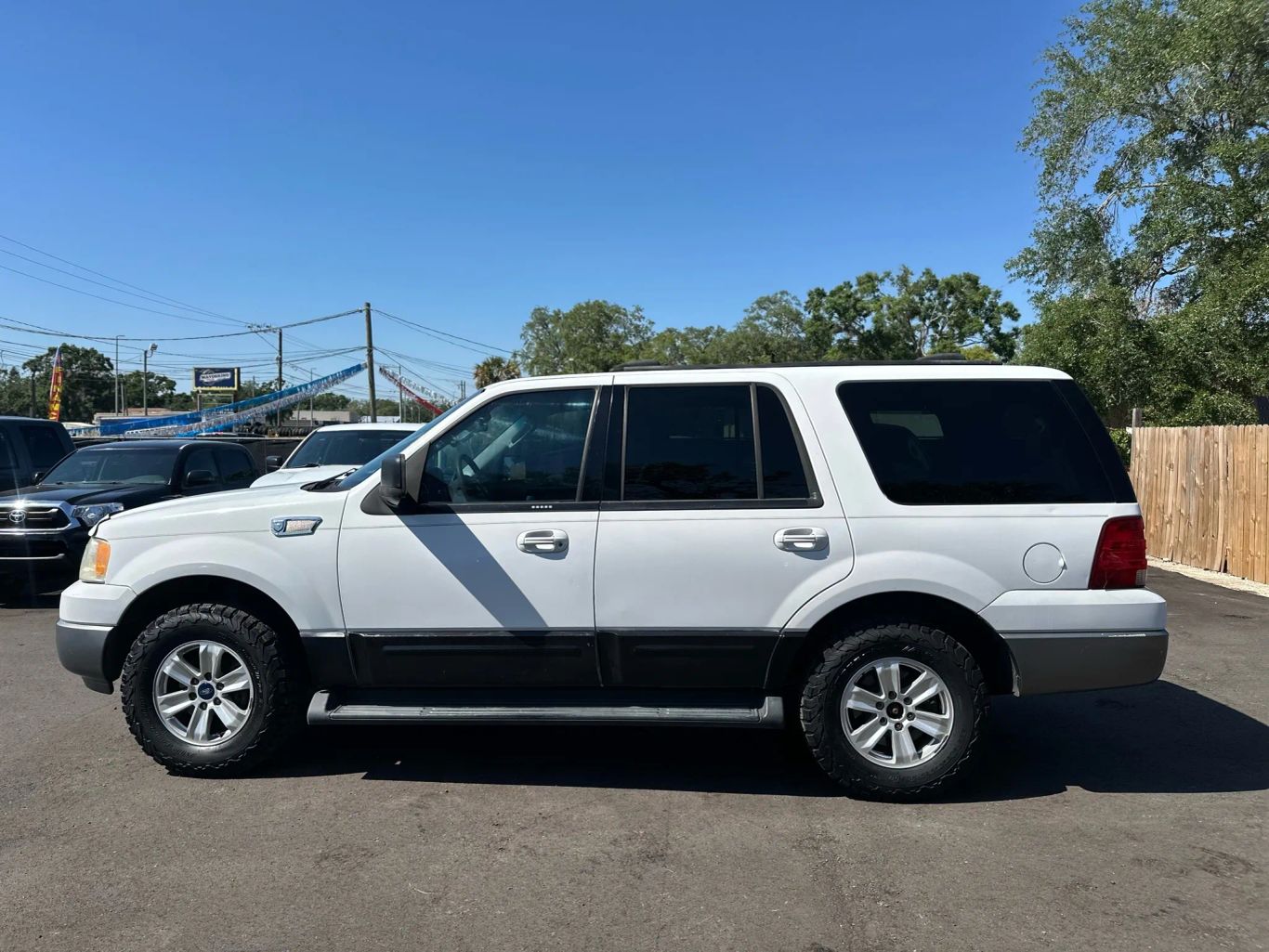 2003 FORD EXPEDITION SUV V8, 5.4 LITER XLT SPORT UTILITY 4D - Tampa Motor Cars