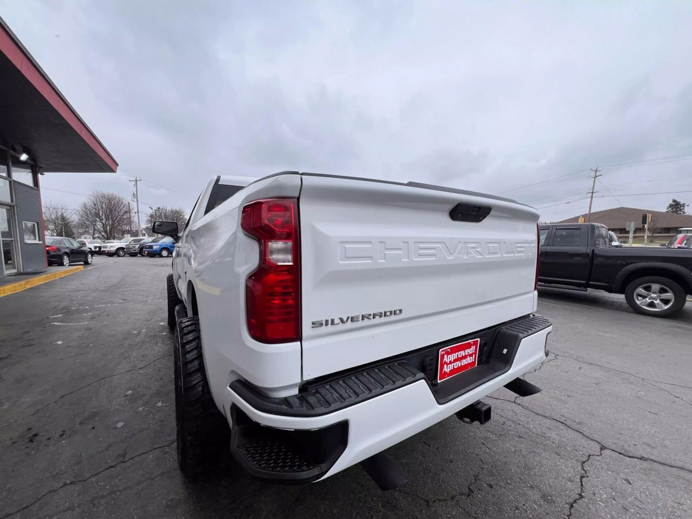 2019 Chevrolet Silverado 1500 Regular Cab - Image 11