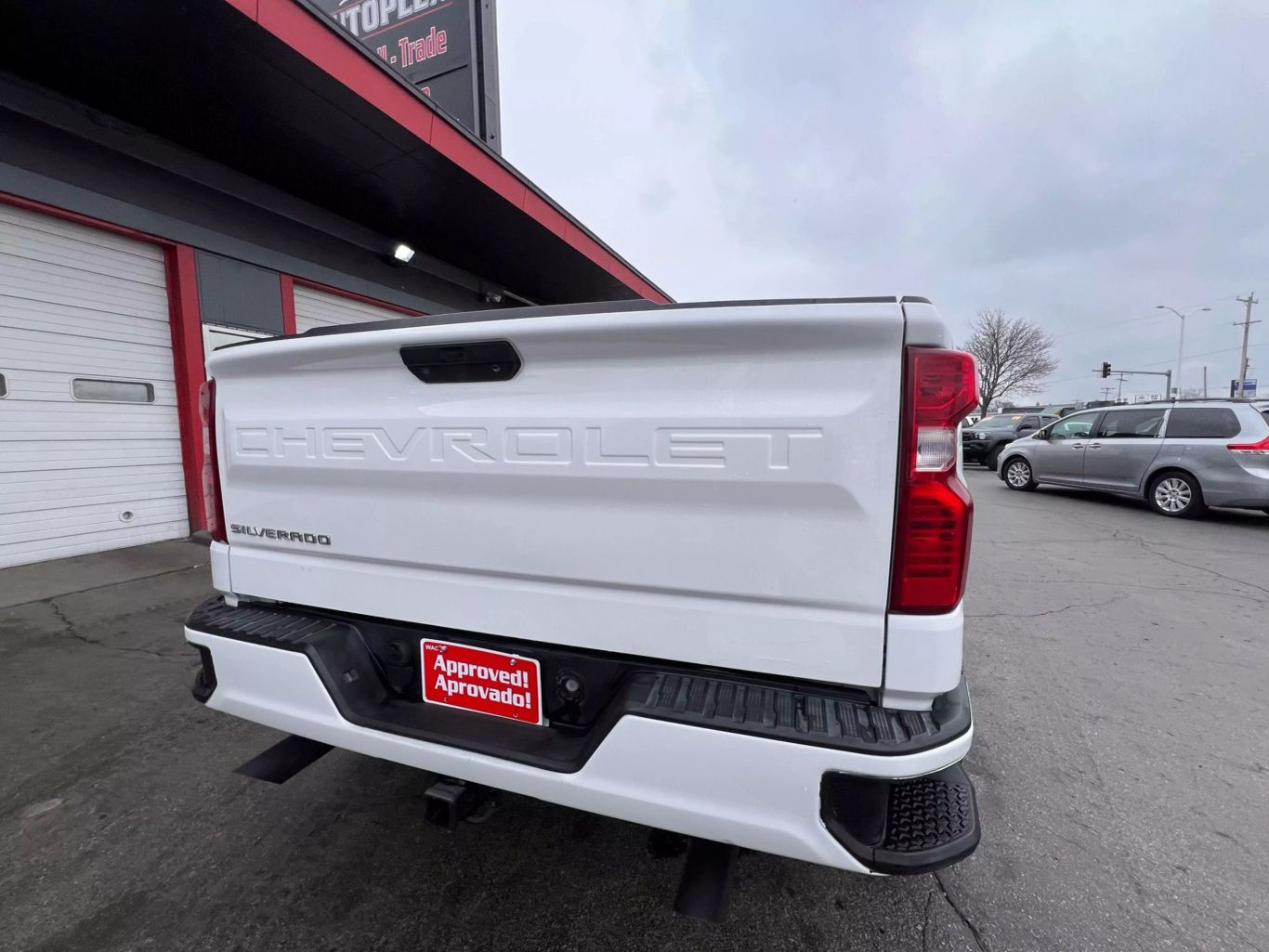 2019 Chevrolet Silverado 1500 Regular Cab - Image 13