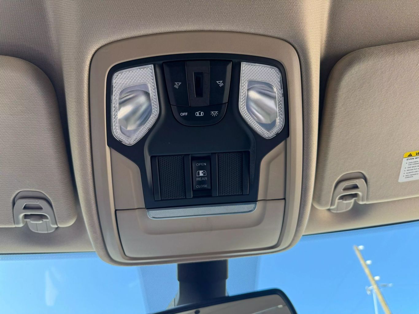 2019 RAM 1500 CREW CAB PICKUP V8, HEMI, ETORQUE, 5.7 LITER BIG HORN PICKUP 4D 6 1/3 FT