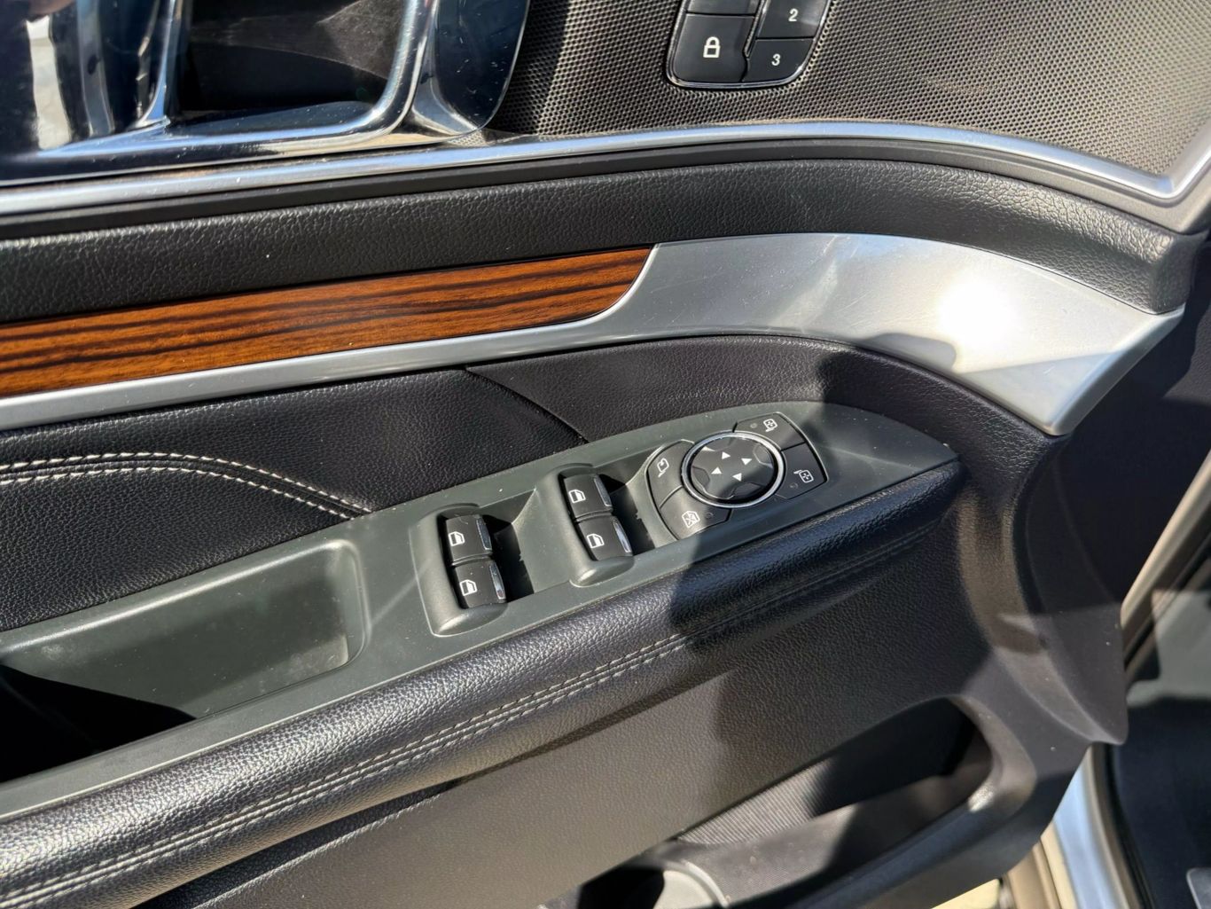 2018 FORD EXPLORER SUV V6, 3.5 LITER LIMITED SPORT UTILITY 4D