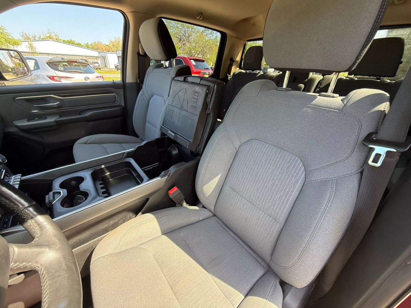 2019 RAM 1500 CREW CAB PICKUP V8, HEMI, ETORQUE, 5.7 LITER BIG HORN PICKUP 4D 6 1/3 FT