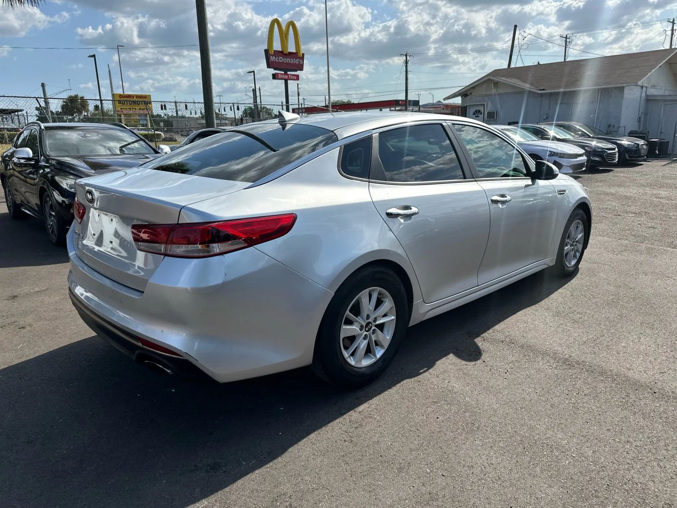 2018 KIA OPTIMA SEDAN 4-CYL, 2.4 LITER LX SEDAN 4D - Tampa Motor Cars
