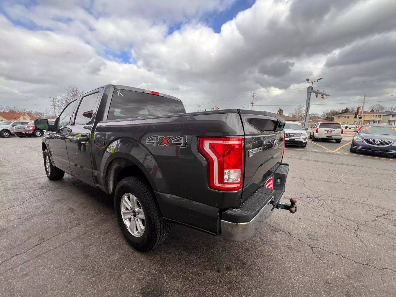 2015 Ford F150 Supercrew Cab - Image 12