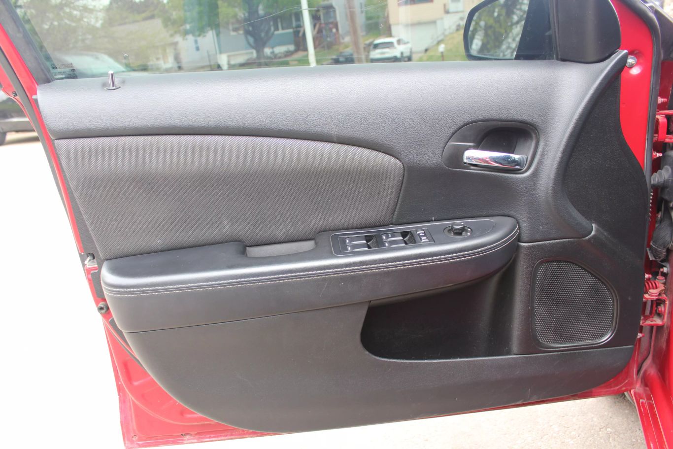 2014 Dodge Avenger Se Sedan 4d - Image 19