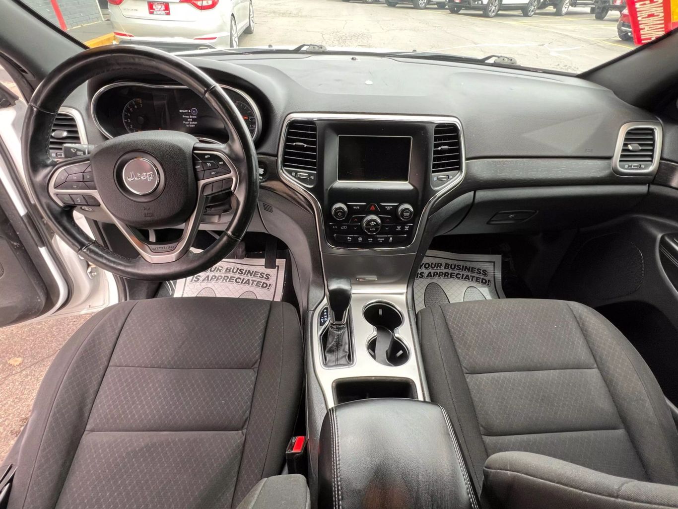 2018 Jeep Grand Cherokee - Image 14