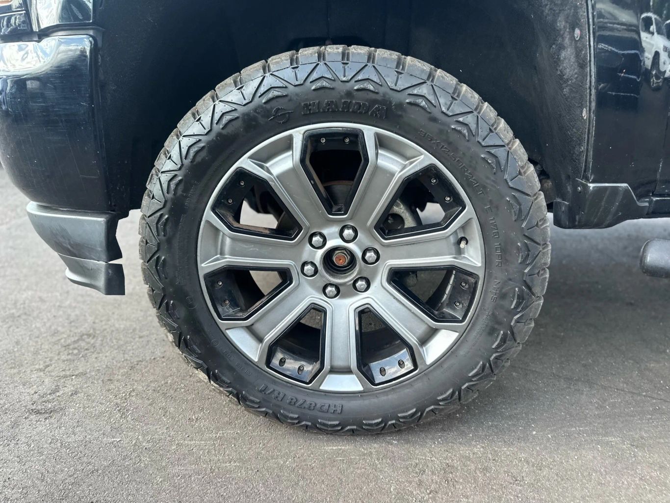 2018 CHEVROLET SILVERADO 1500 CREW CAB PICKUP V8, ECOTEC3, 5.3 LITER Z71 LT PICKUP 4D 5 3/4 FT - Tampa Motor Cars