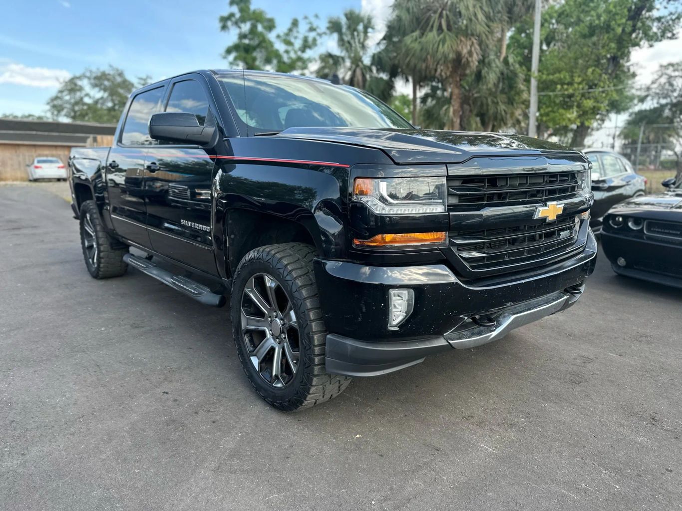 2018 CHEVROLET SILVERADO 1500 CREW CAB PICKUP V8, ECOTEC3, 5.3 LITER Z71 LT PICKUP 4D 5 3/4 FT - Tampa Motor Cars