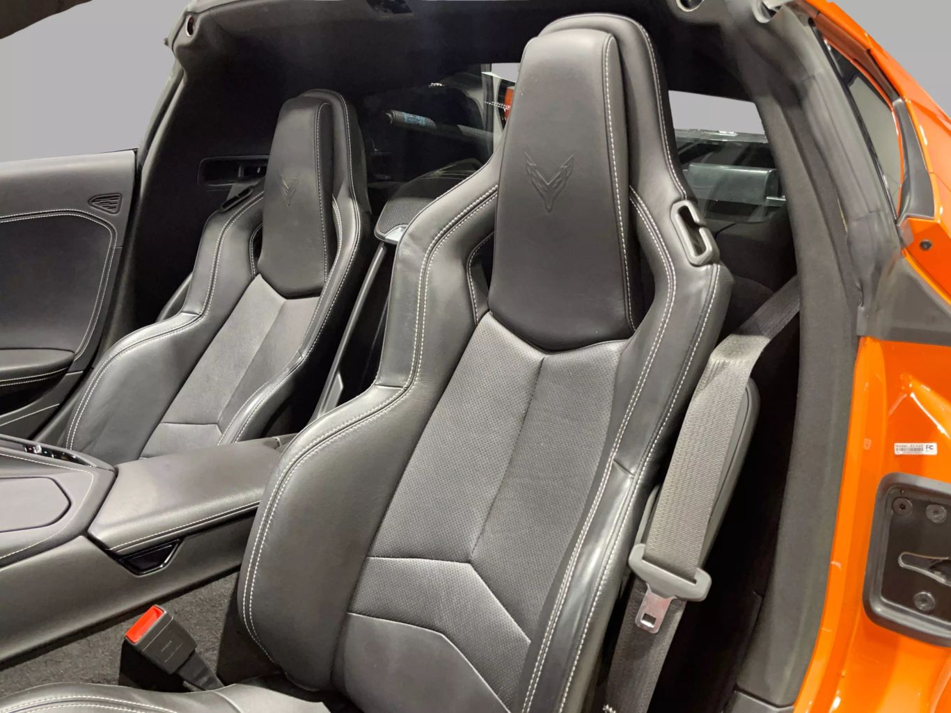 2022 CHEVROLET CORVETTE COUPE V8, 6.2 LITER STINGRAY COUPE 2D