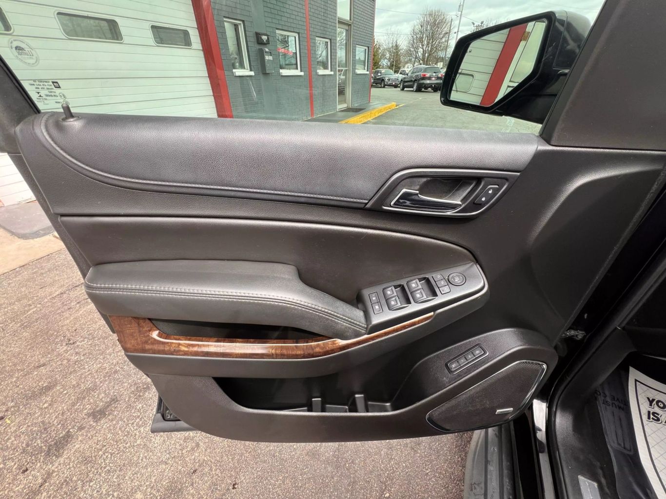 2018 Chevrolet Tahoe - Image 22