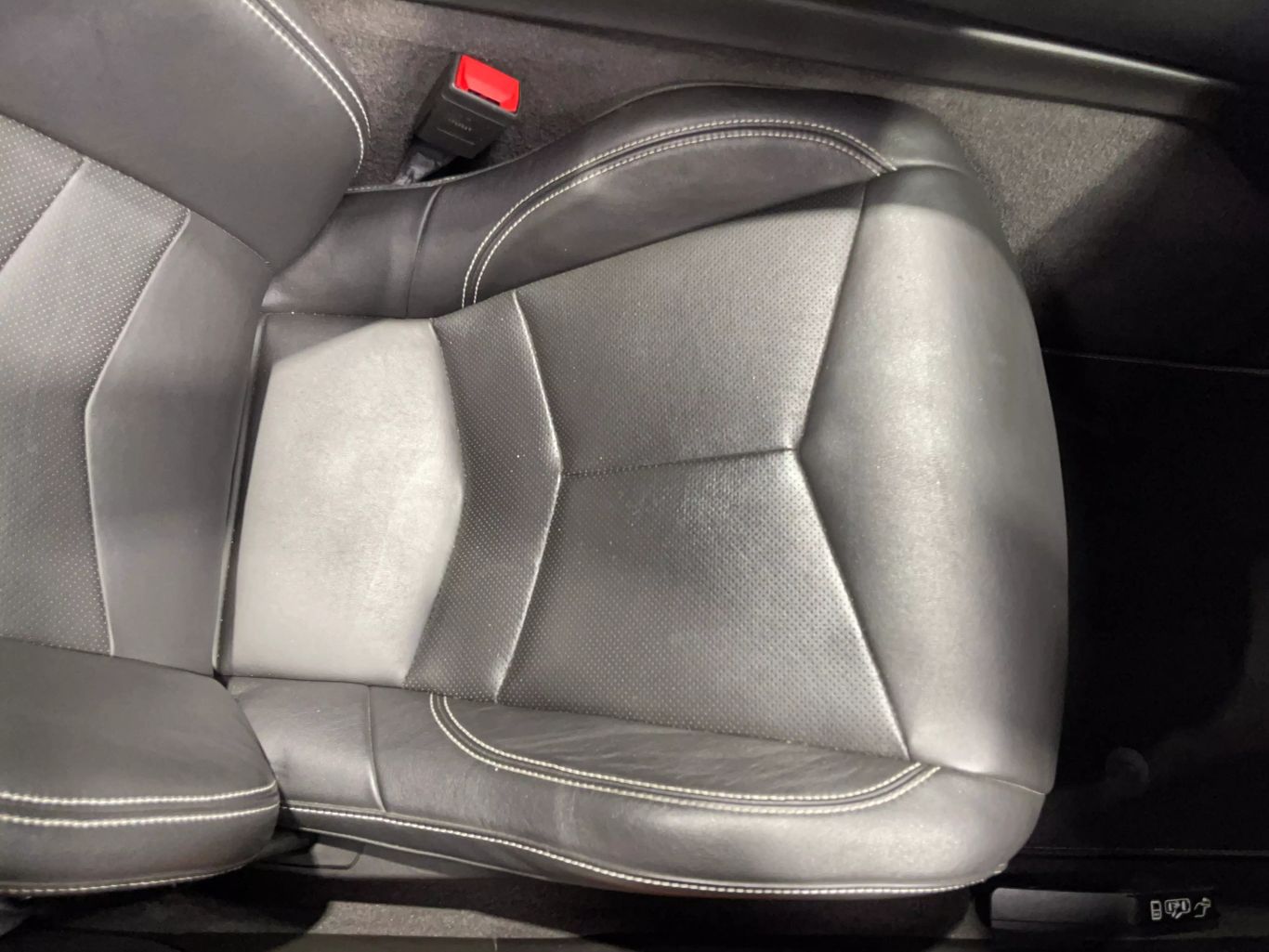 2022 CHEVROLET CORVETTE COUPE V8, 6.2 LITER STINGRAY COUPE 2D