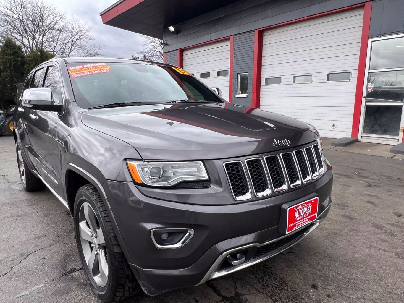 2015 Jeep Grand Cherokee - Image 3