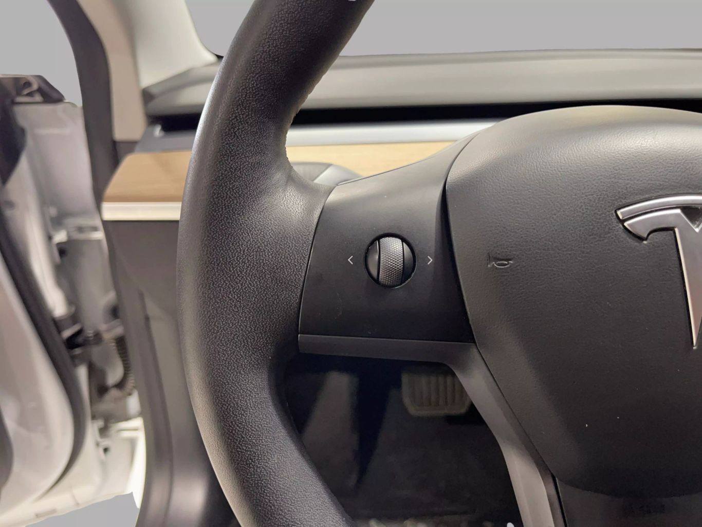 2021 TESLA MODEL 3 SEDAN AC ELECTRIC MOTOR STANDARD RANGE PLUS SEDAN 4D