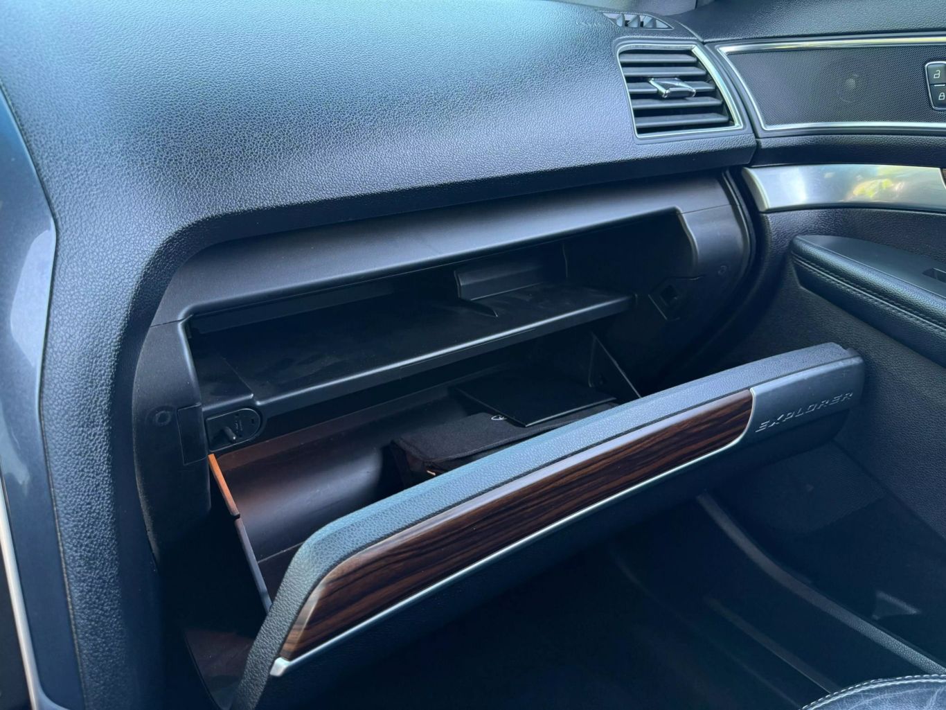 2018 FORD EXPLORER SUV V6, 3.5 LITER LIMITED SPORT UTILITY 4D