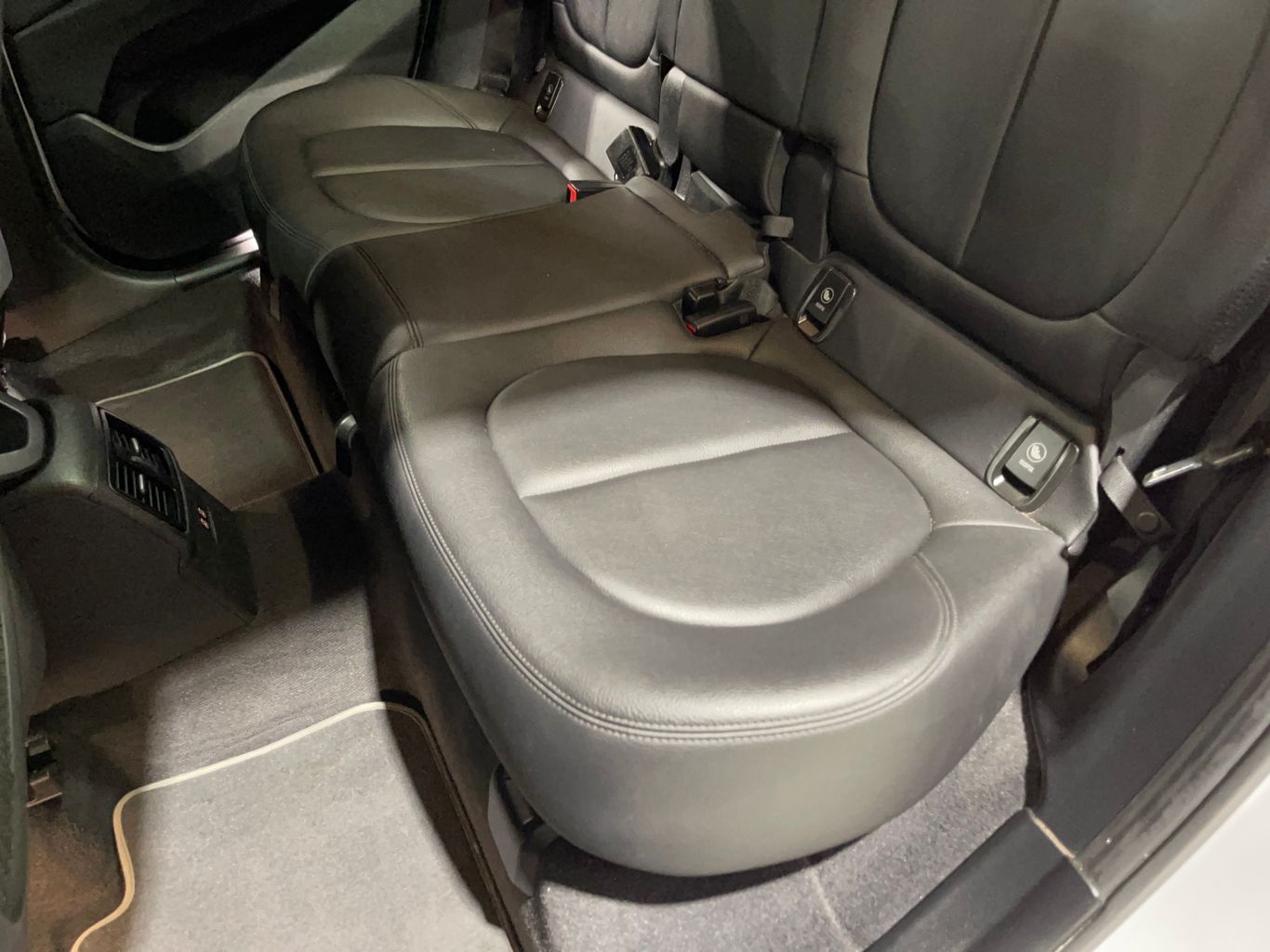 2021 BMW X1 SUV 4-CYL, TURBO, 2.0 LITER SDRIVE28I SPORT UTILITY 4D