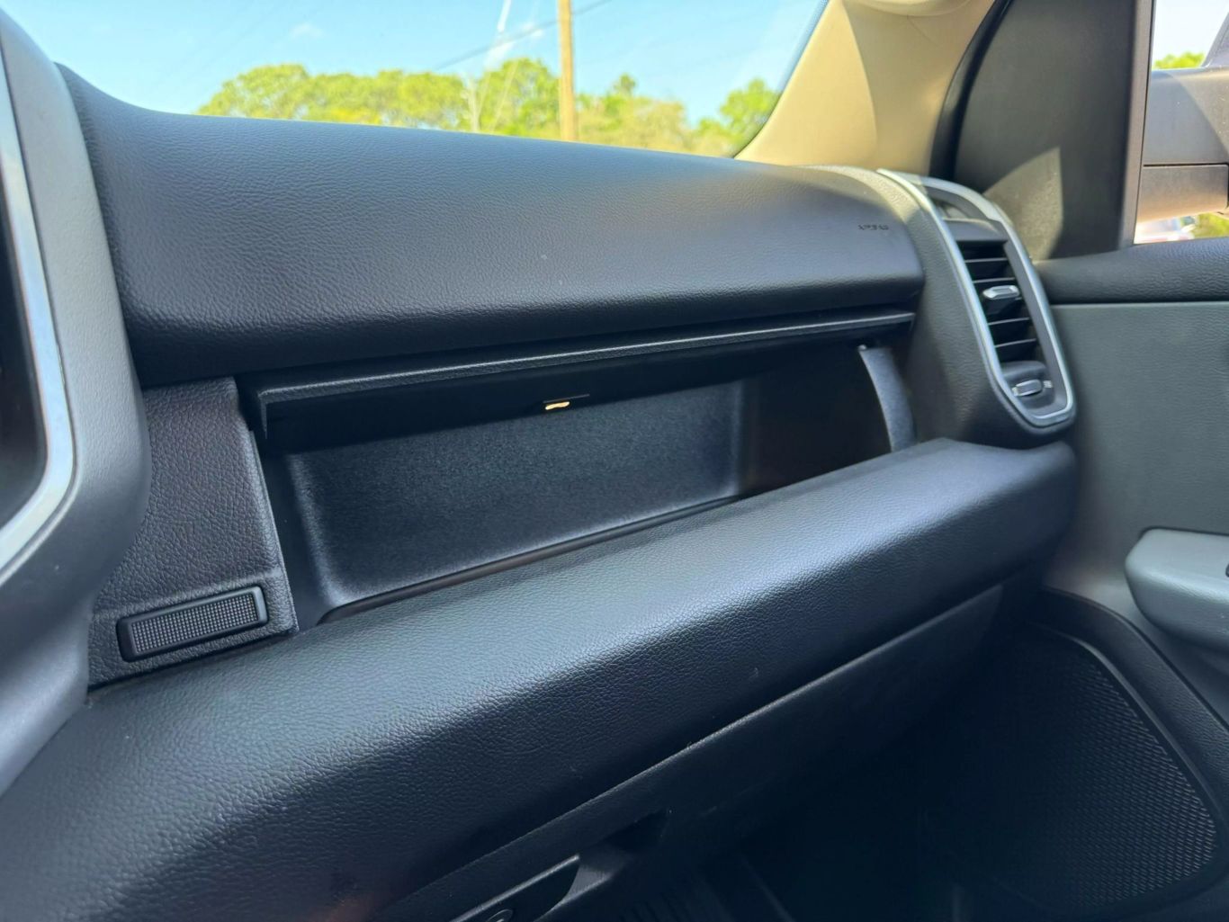 2019 RAM 1500 CREW CAB PICKUP V8, HEMI, ETORQUE, 5.7 LITER BIG HORN PICKUP 4D 6 1/3 FT