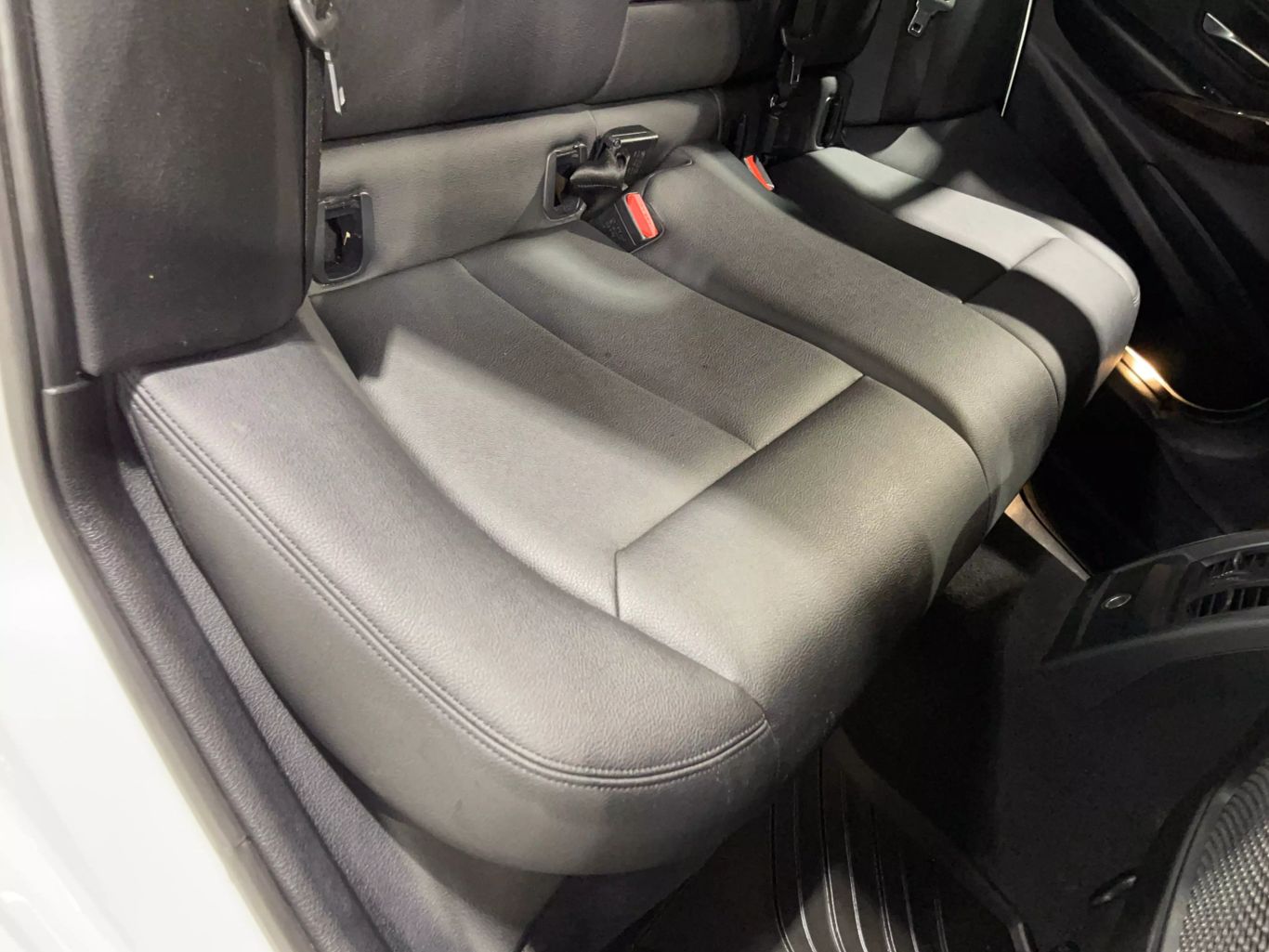 2017 BMW 3 SERIES SEDAN 4-CYL, SULEV, TURBO, 2.0L 330I SEDAN 4D