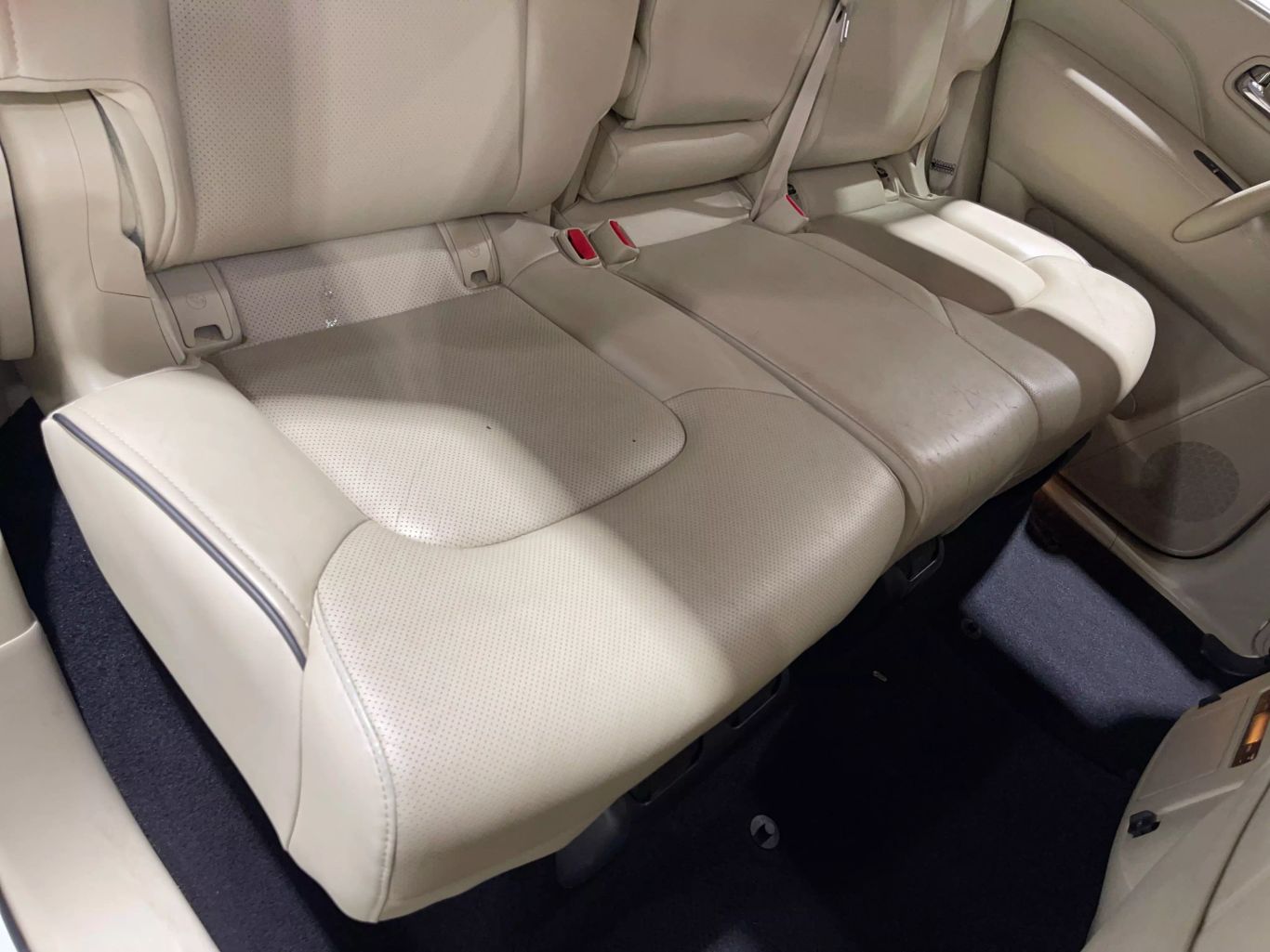 2019 INFINITI QX80 SUV V8, 5.6 LITER LUXE SPORT UTILITY 4D