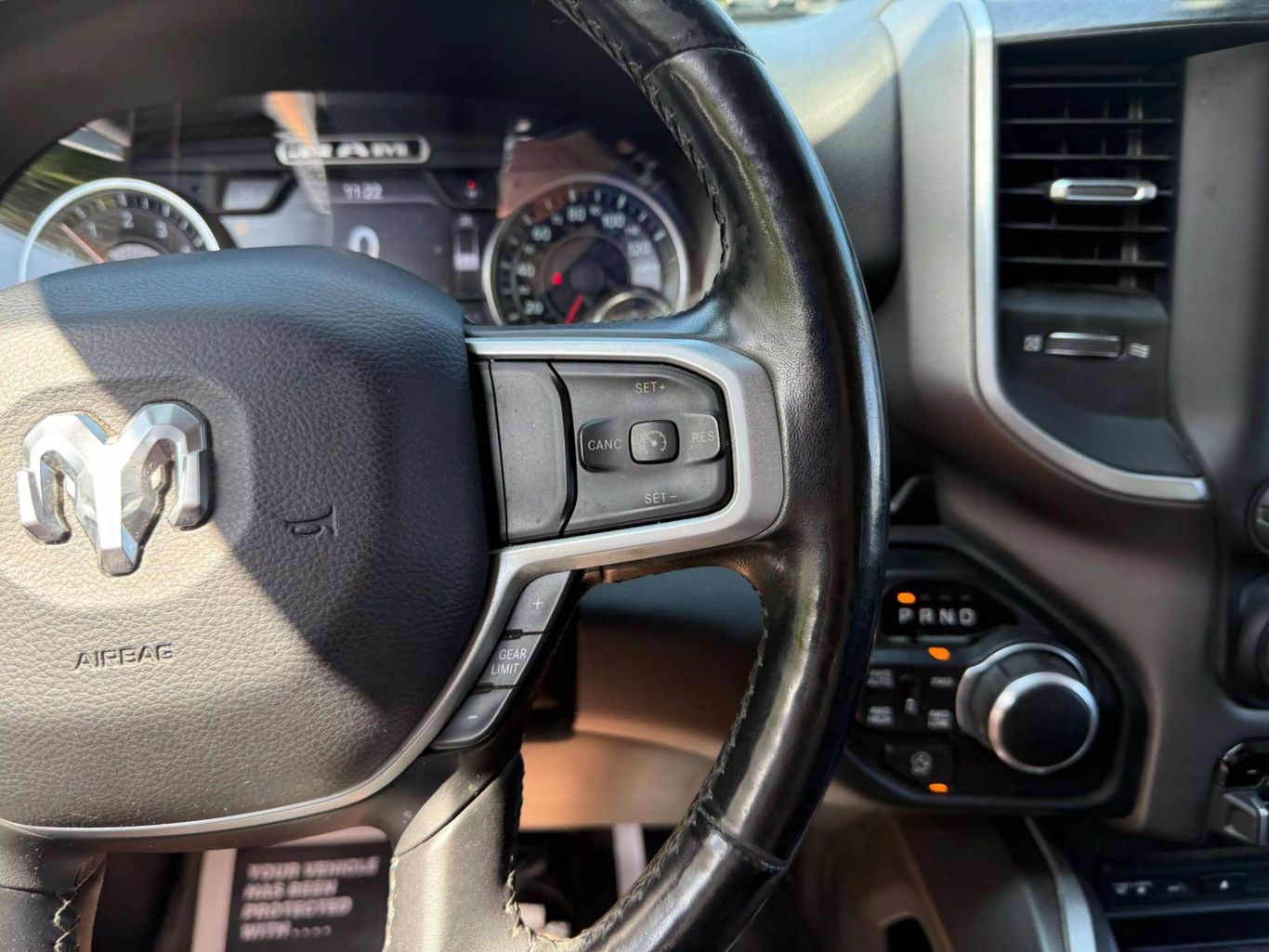 2019 RAM 1500 CREW CAB PICKUP V8, HEMI, ETORQUE, 5.7 LITER BIG HORN PICKUP 4D 6 1/3 FT
