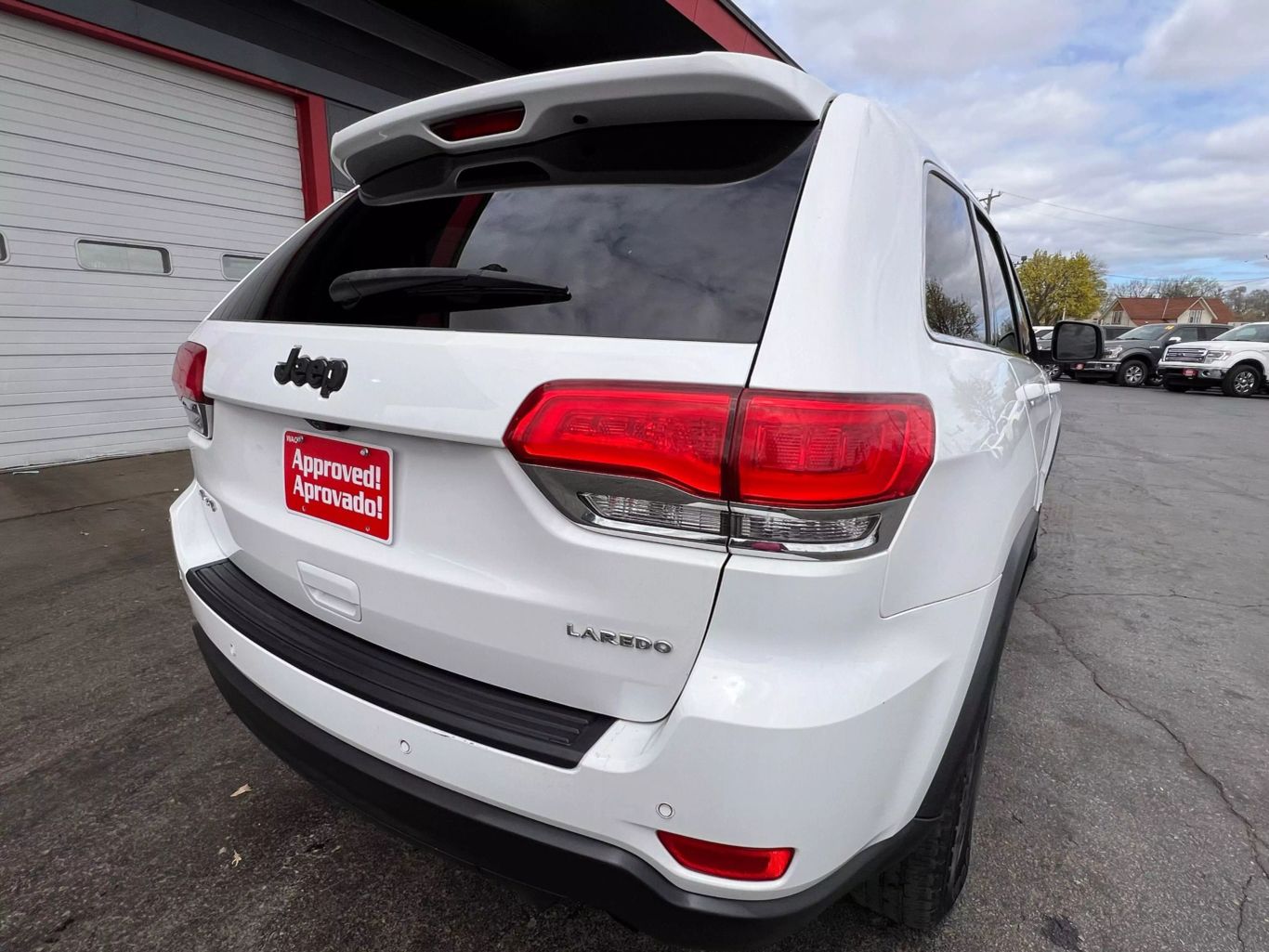 2018 Jeep Grand Cherokee - Image 10