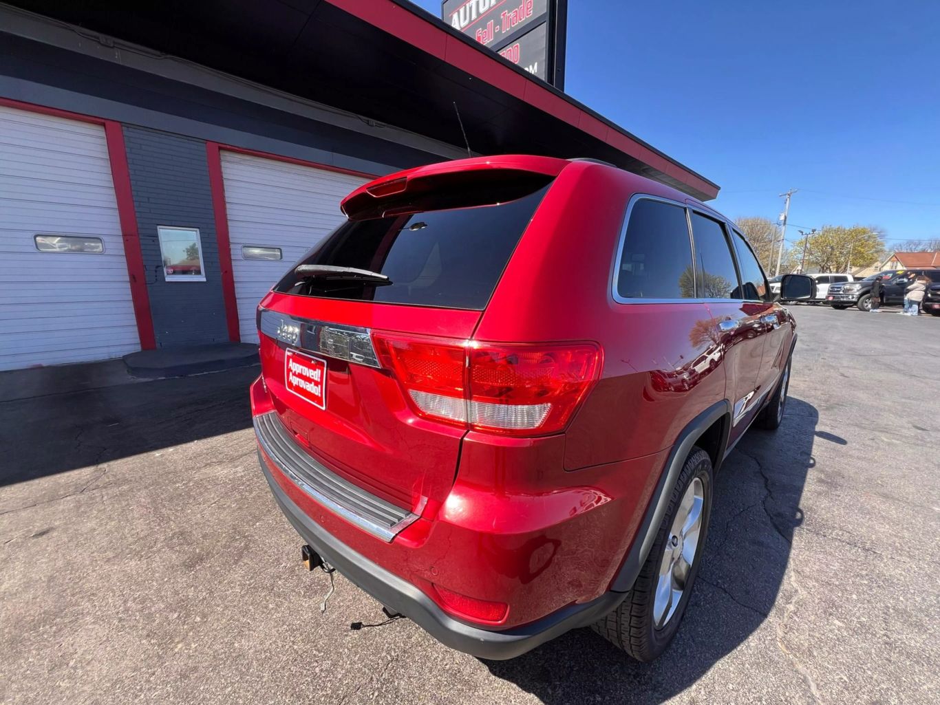 2011 Jeep Grand Cherokee - Image 10