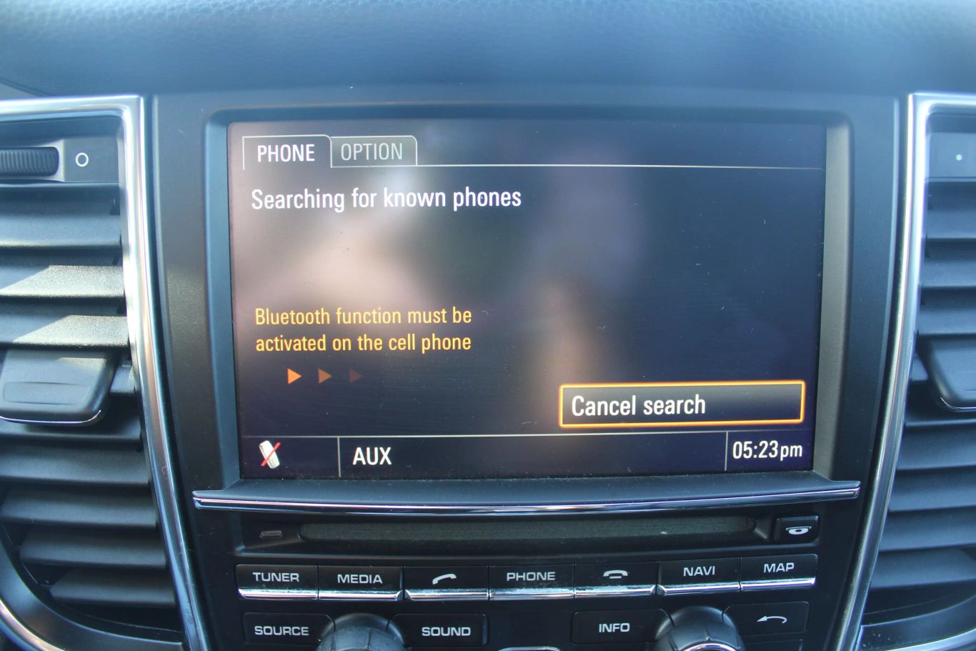2012 Porsche Panamera 4 Sedan 4d - Image 30