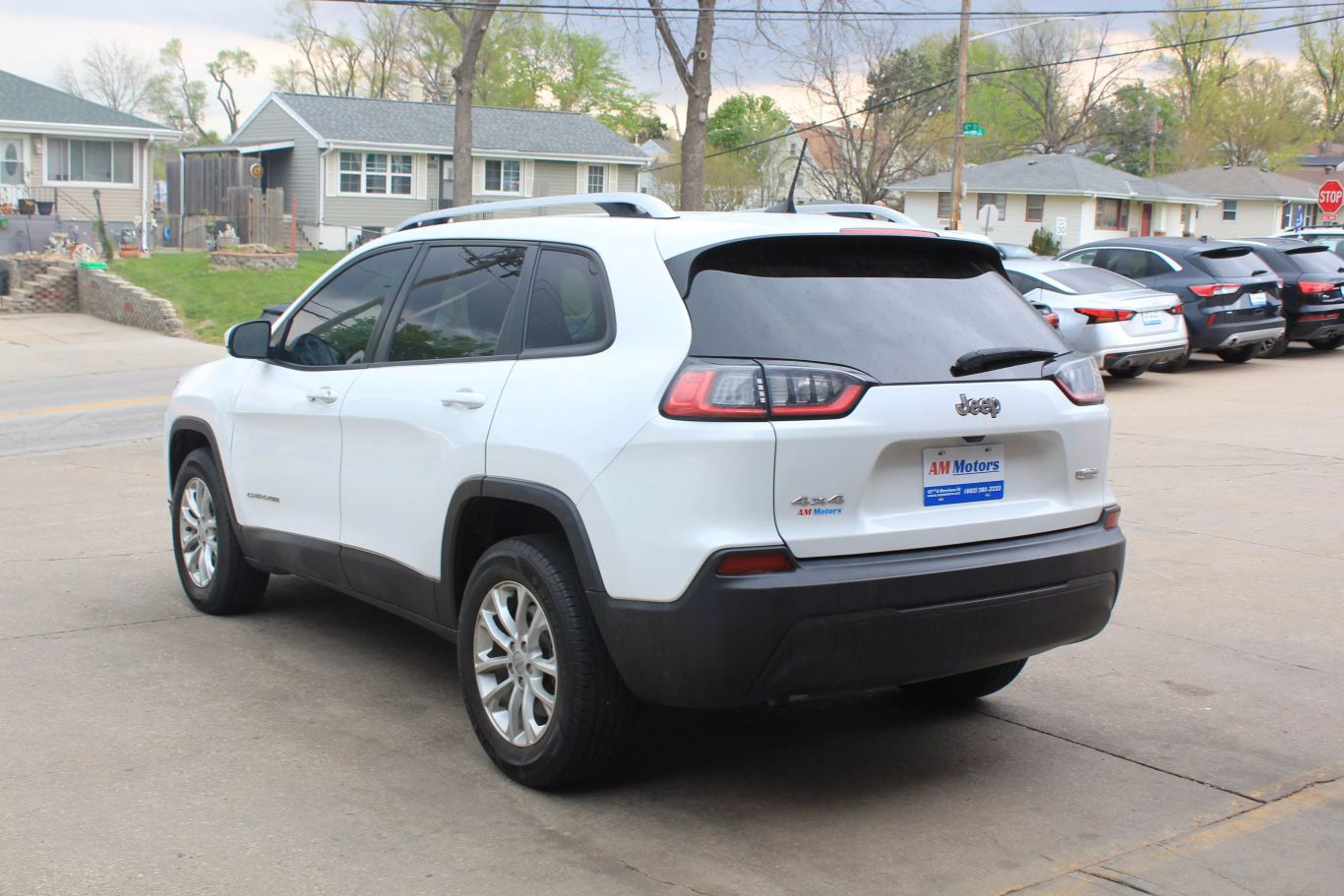 2021 Jeep Cherokee Latitude Sport Utility 4d - Image 6