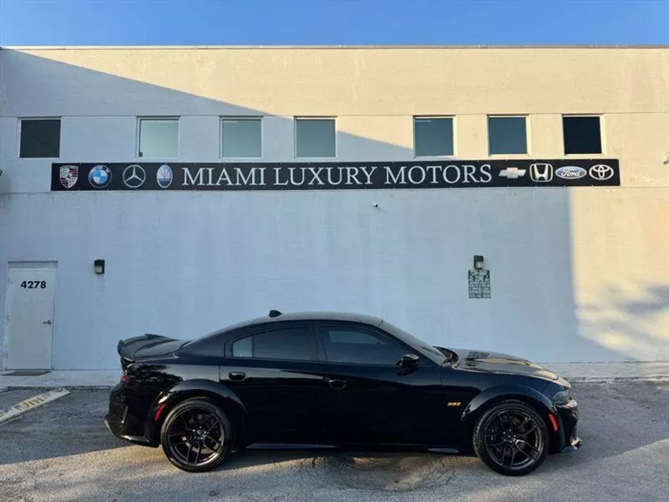 2020 Dodge Charger Scat Pack's photo
