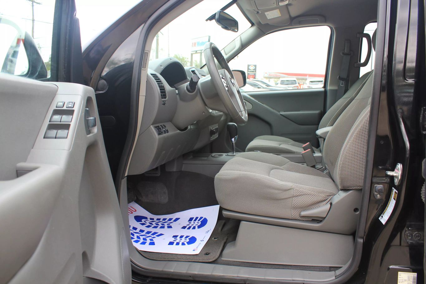 2021 Nissan Frontier Crew Cab Sv Pickup 4d 5 Ft - Image 9