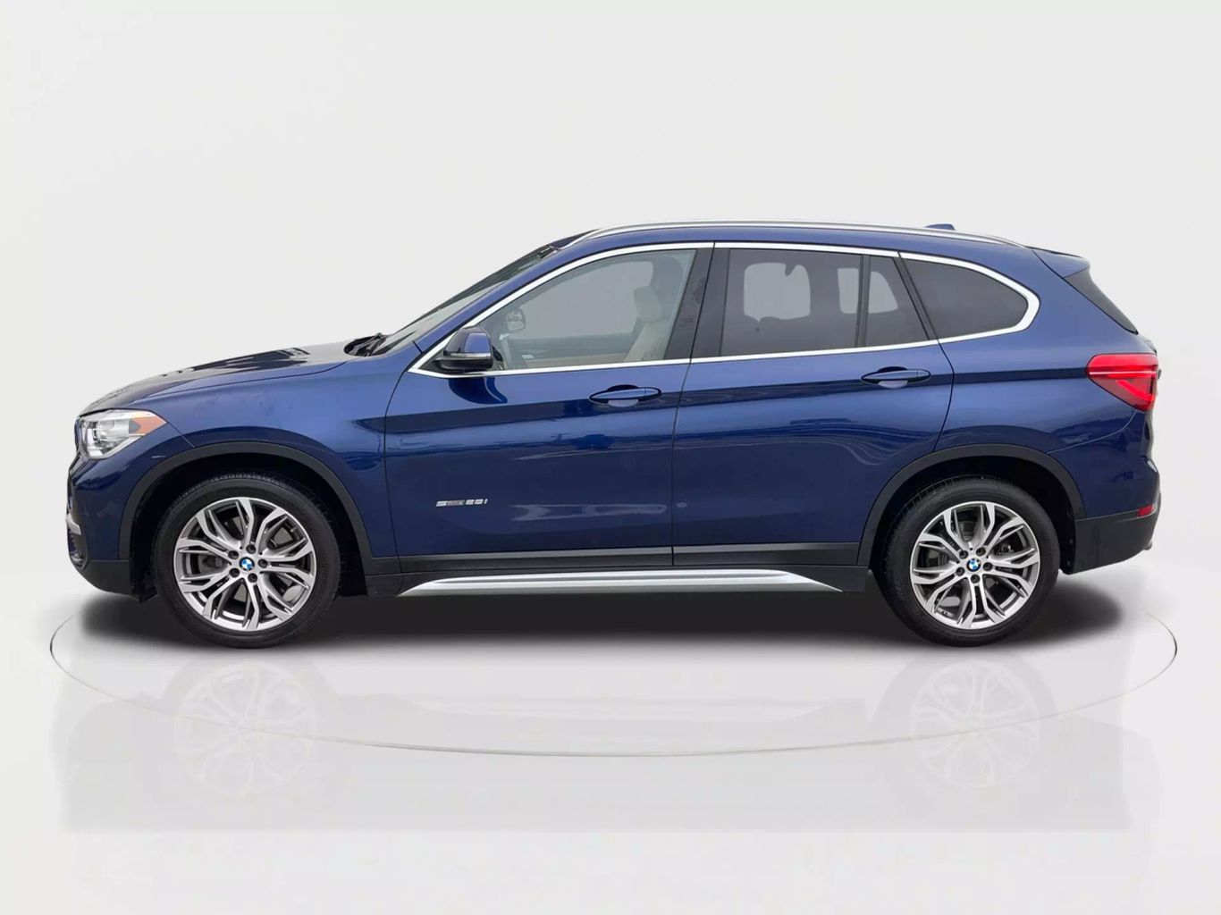 2017 BMW X1 SUV 4-CYL, TWIN TURBO, 2.0L SDRIVE28I SPORT UTILITY 4D