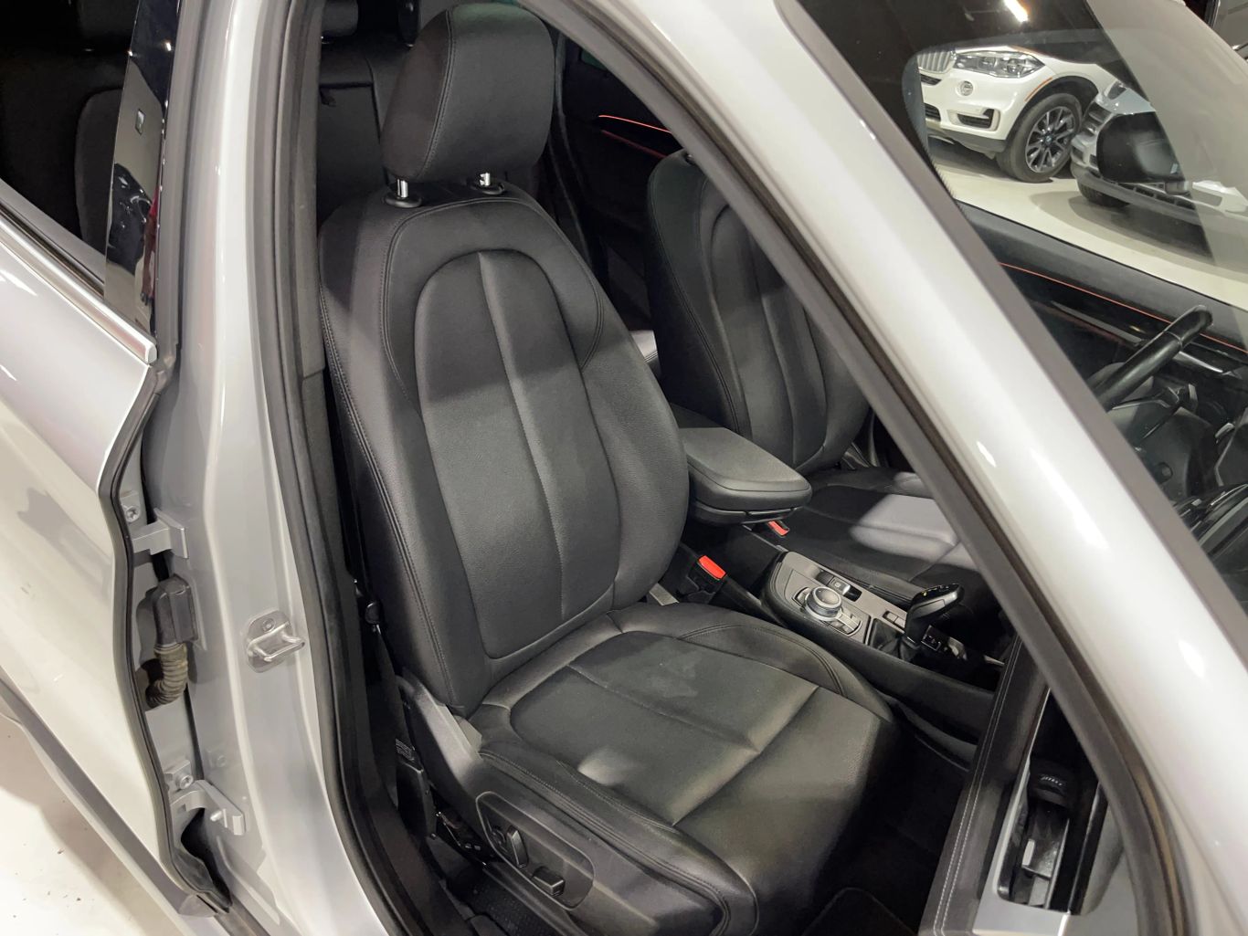 2021 BMW X1 SUV 4-CYL, TURBO, 2.0 LITER SDRIVE28I SPORT UTILITY 4D