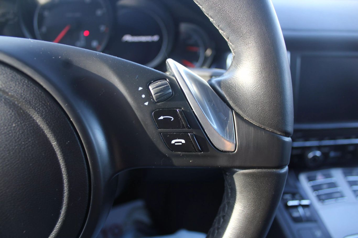 2012 Porsche Panamera 4 Sedan 4d - Image 18