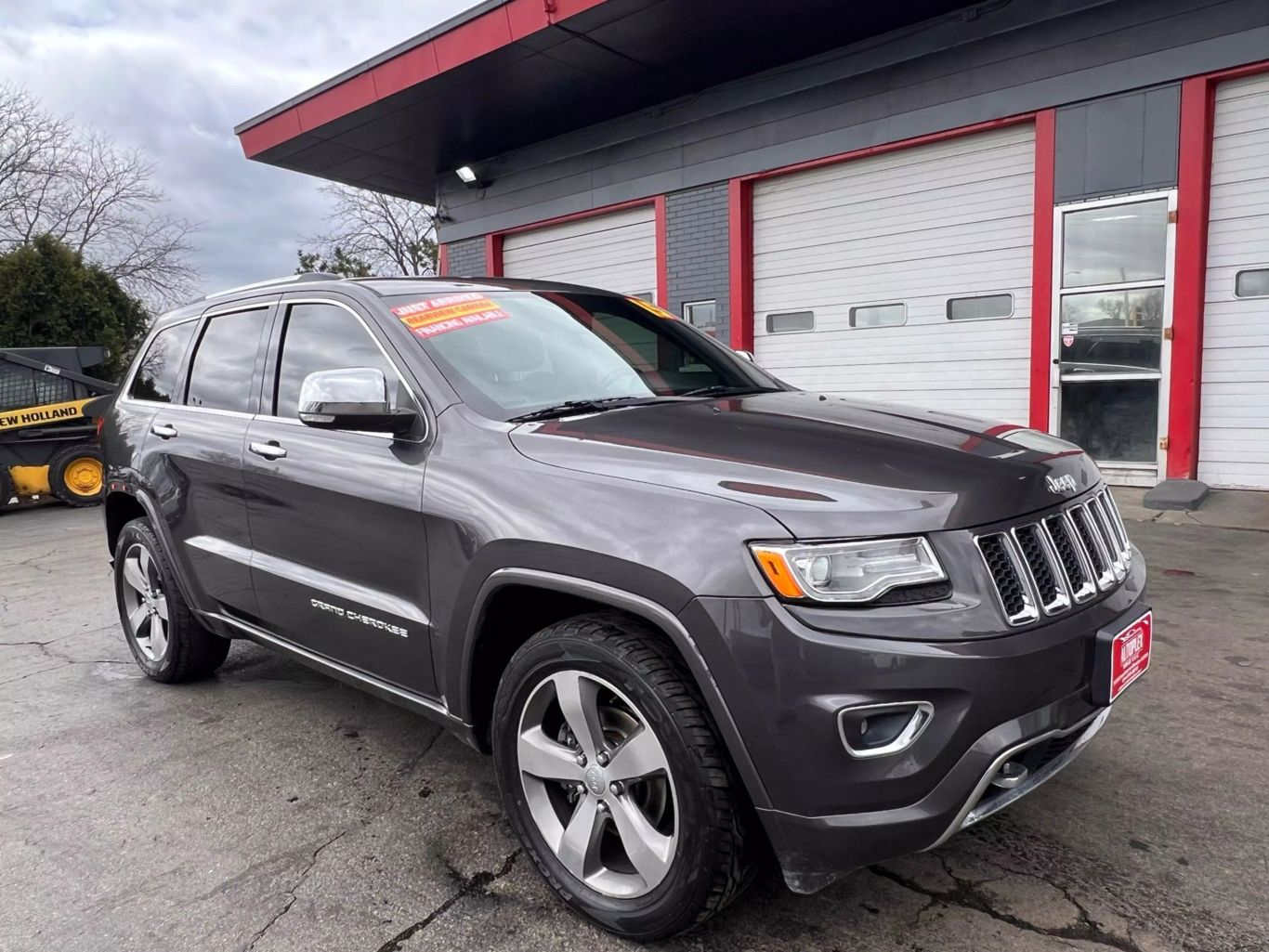2015 Jeep Grand Cherokee - Image 2