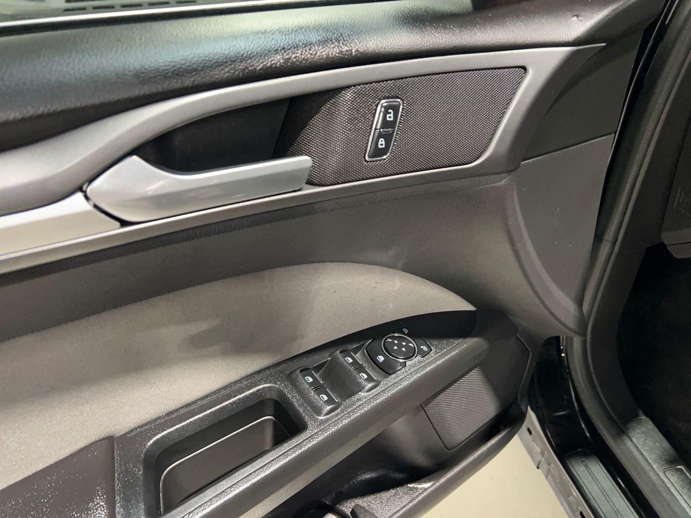 2016 FORD FUSION SEDAN 4-CYL, 2.5 LITER S SEDAN 4D