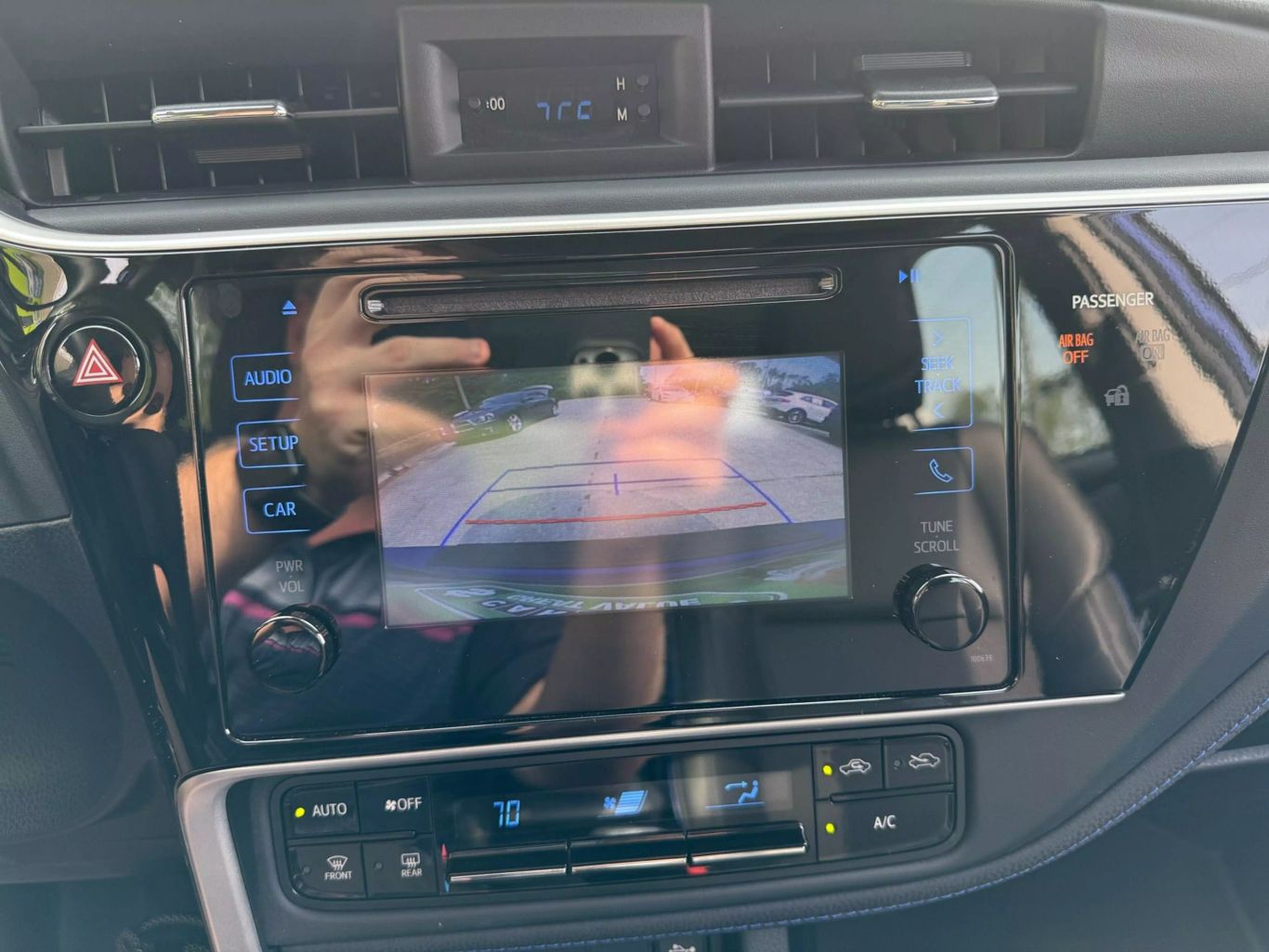 2017 TOYOTA COROLLA SEDAN 4-CYL, 1.8 LITER L SEDAN 4D