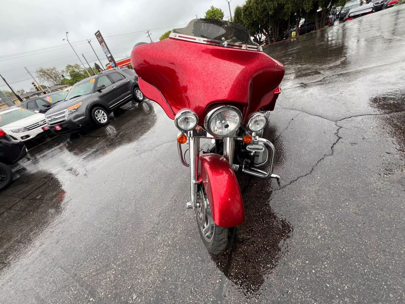 2013 Harley Davidson Glide - Image 3