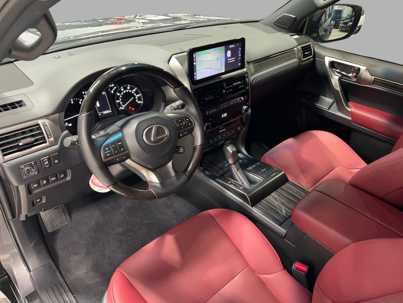 2023 LEXUS GX SUV V8, 4.6 LITER GX 460 SPORT UTILITY 4D