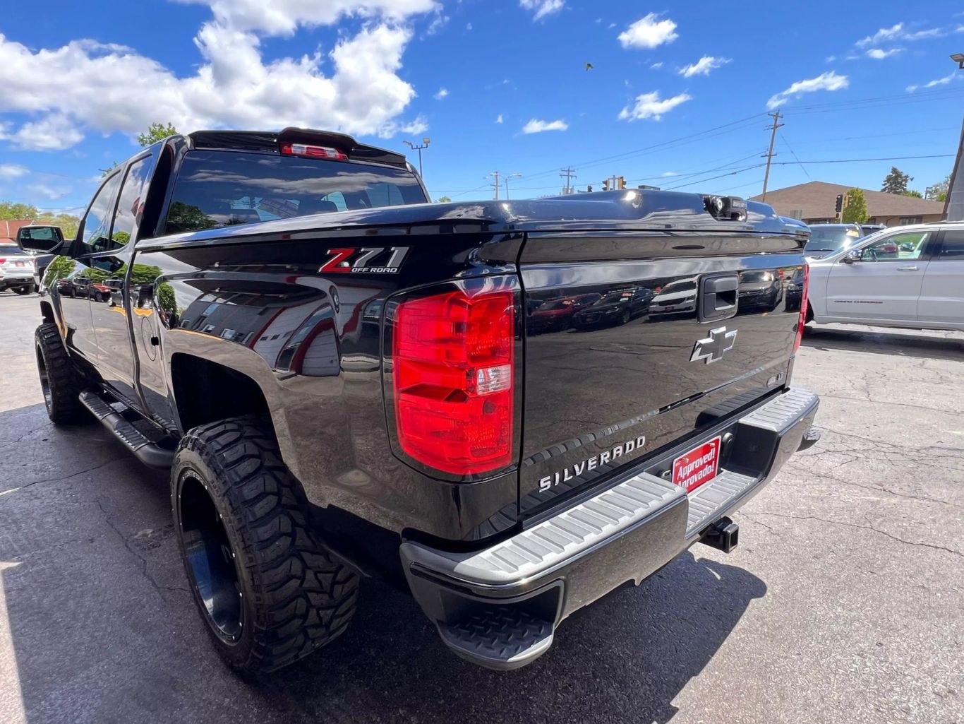 2018 Chevrolet Silverado 1500 Double Cab - Image 8