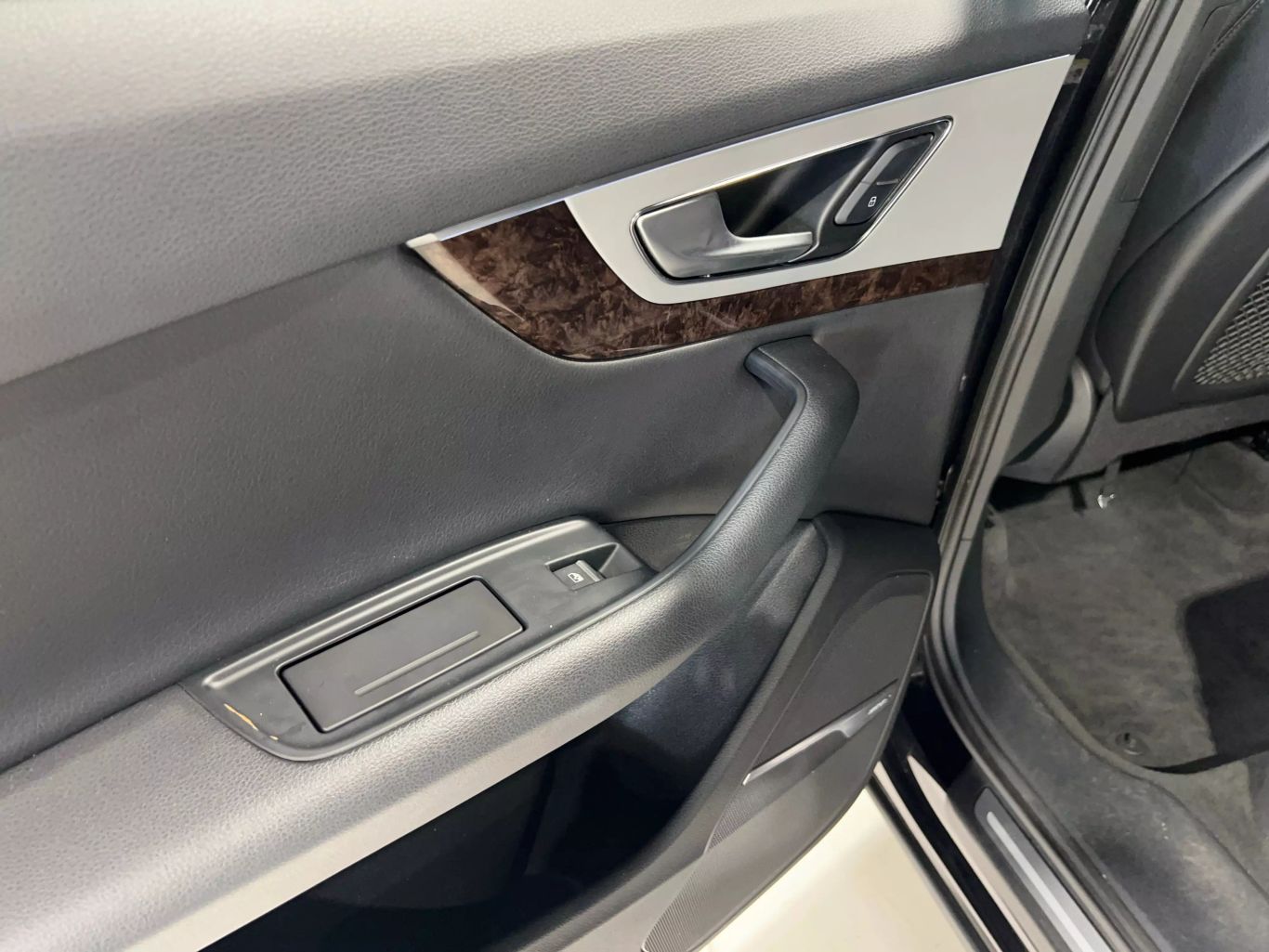 2019 AUDI Q7 SUV 4-CYL, TURBO, 2.0 LITER 45 TFSI PREMIUM PLUS SPORT UTILITY 4D