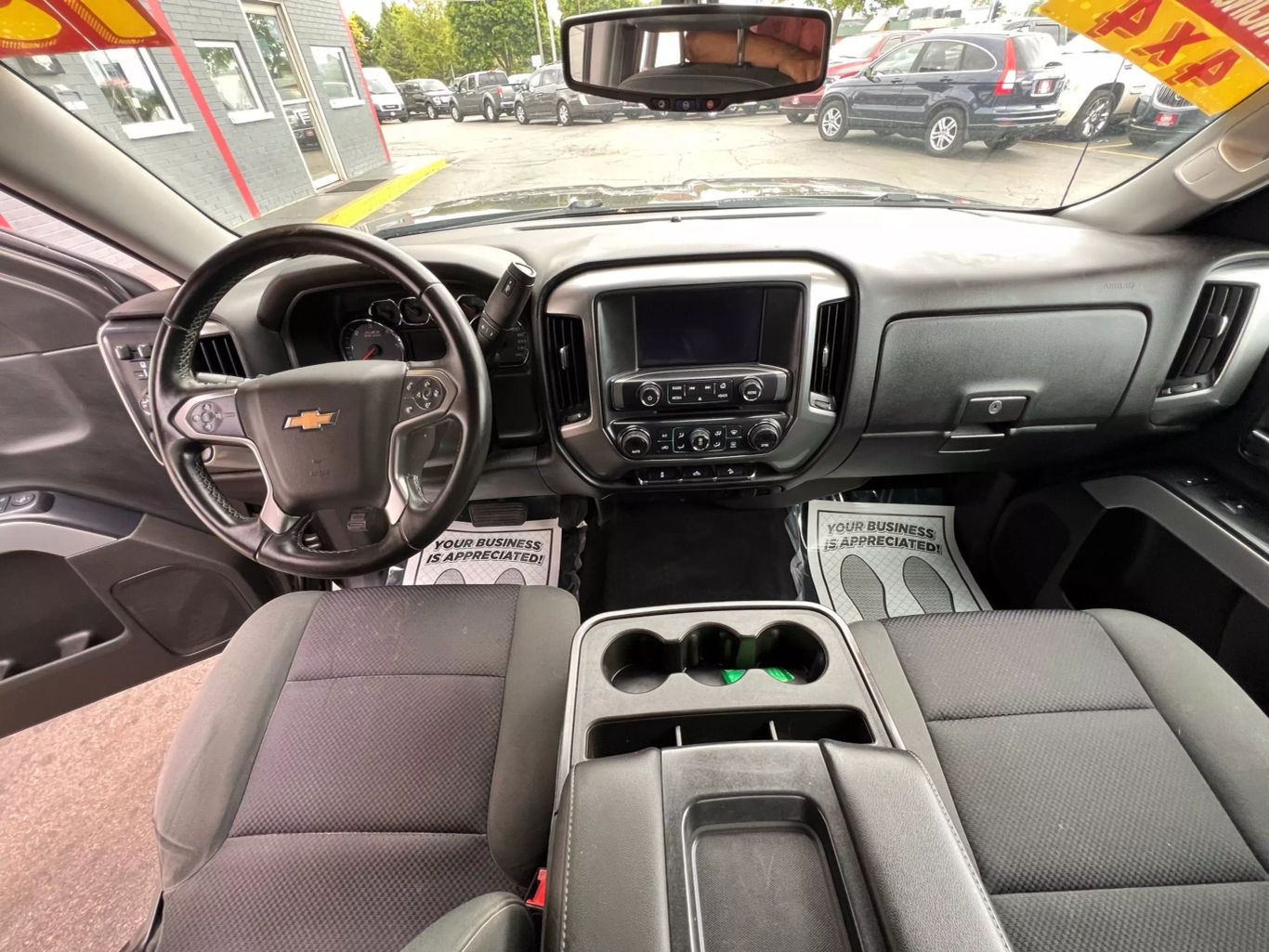 2015 Chevrolet Silverado 1500 Crew Cab - Image 13