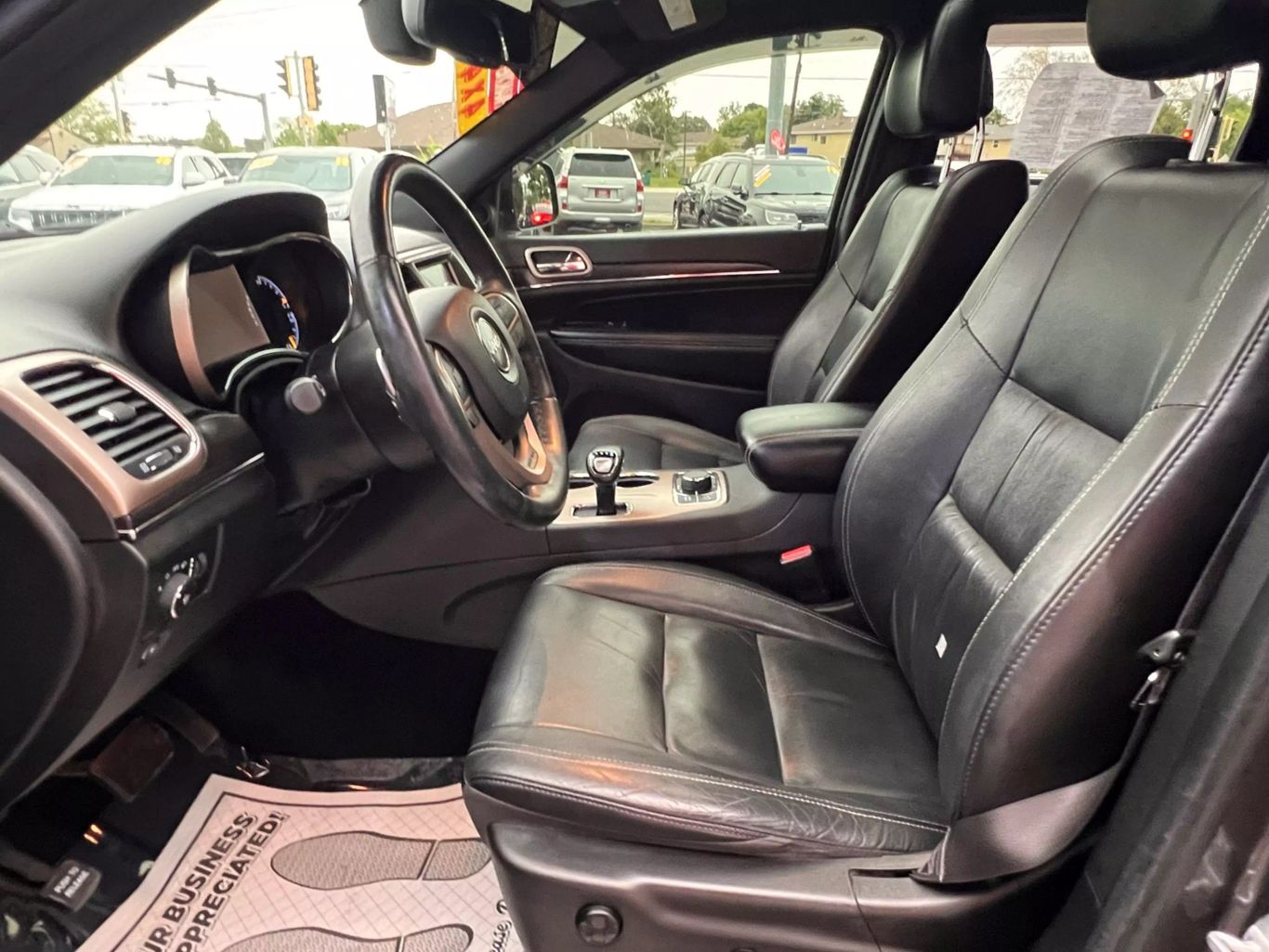 2014 Jeep Grand Cherokee - Image 11